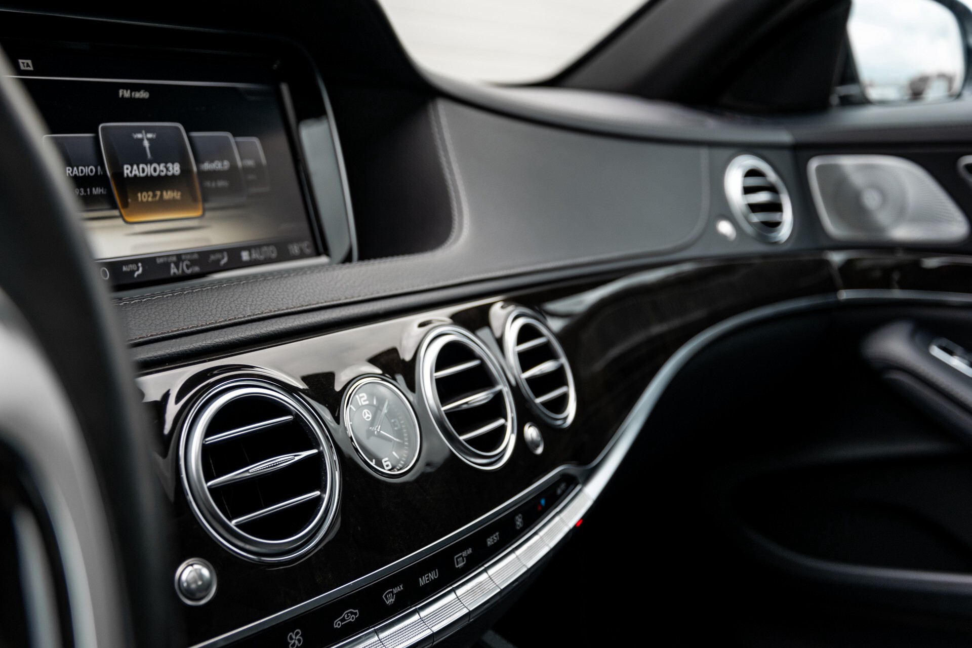 Mercedes-Benz S-Klasse 400 Hybrid AMG Entertainment/Rij-assistentie/Panorama Aut7 Foto 47