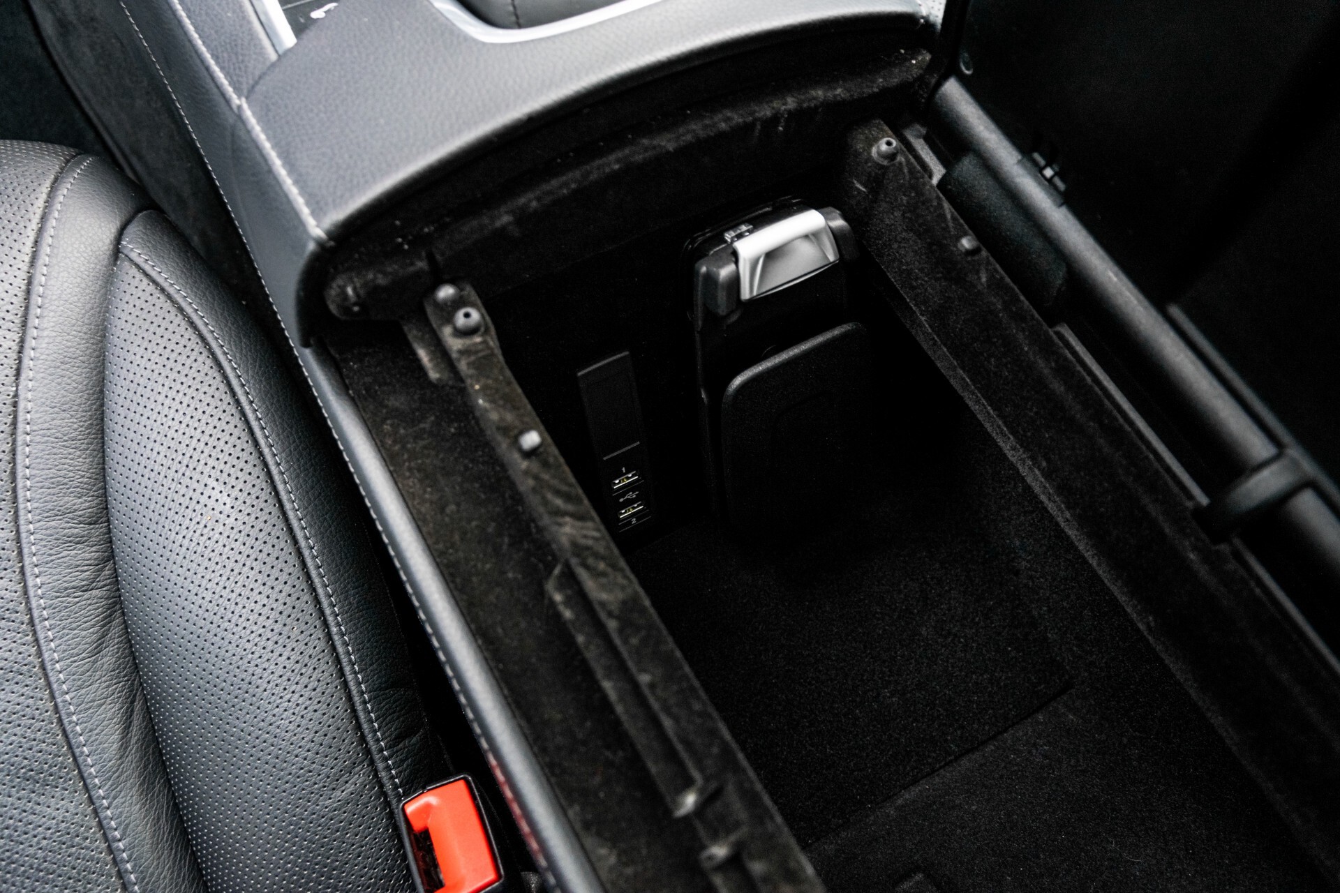 Mercedes-Benz S-Klasse 400 Hybrid AMG Entertainment/Rij-assistentie/Panorama Aut7 Foto 49