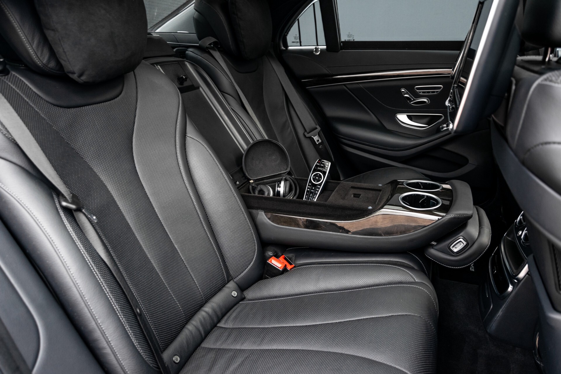 Mercedes-Benz S-Klasse 400 Hybrid AMG Entertainment/Rij-assistentie/Panorama Aut7 Foto 5