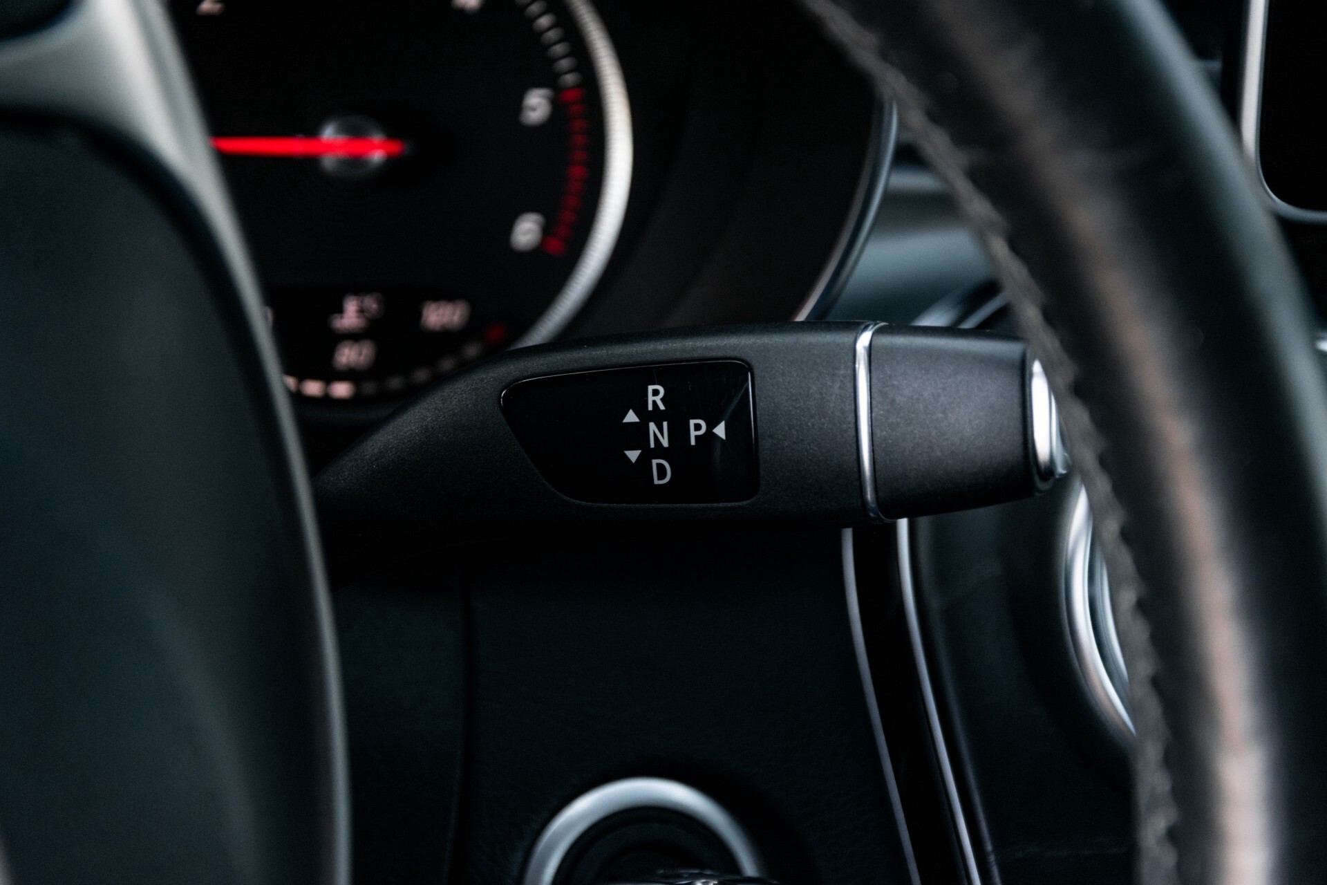 Mercedes-Benz C-Klasse Estate 220 Bluetec AMG Panorama/HUD/Memory Aut7 Foto 14