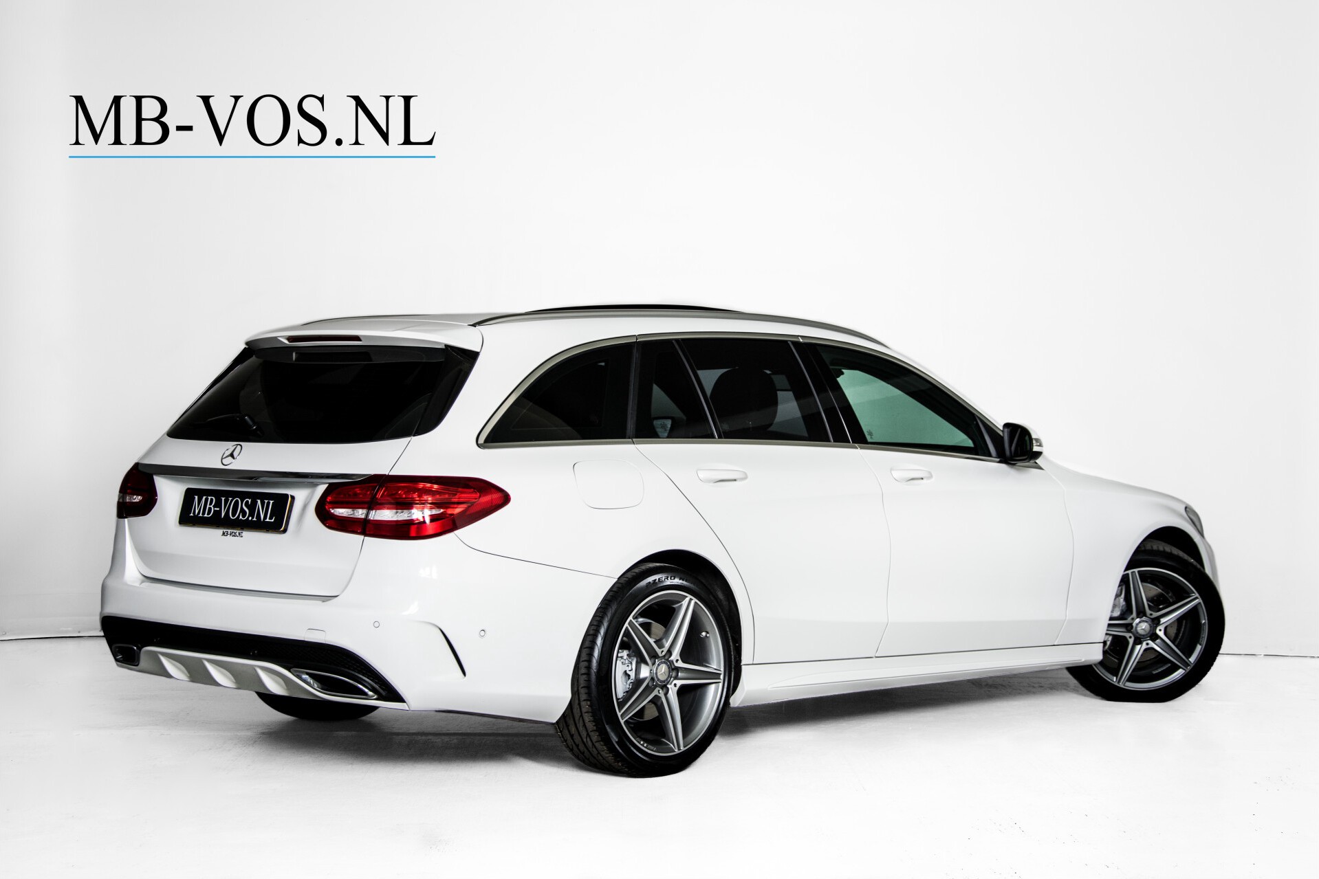 Mercedes-Benz C-Klasse Estate 220 Bluetec AMG Panorama/HUD/Memory Aut7 Foto 2