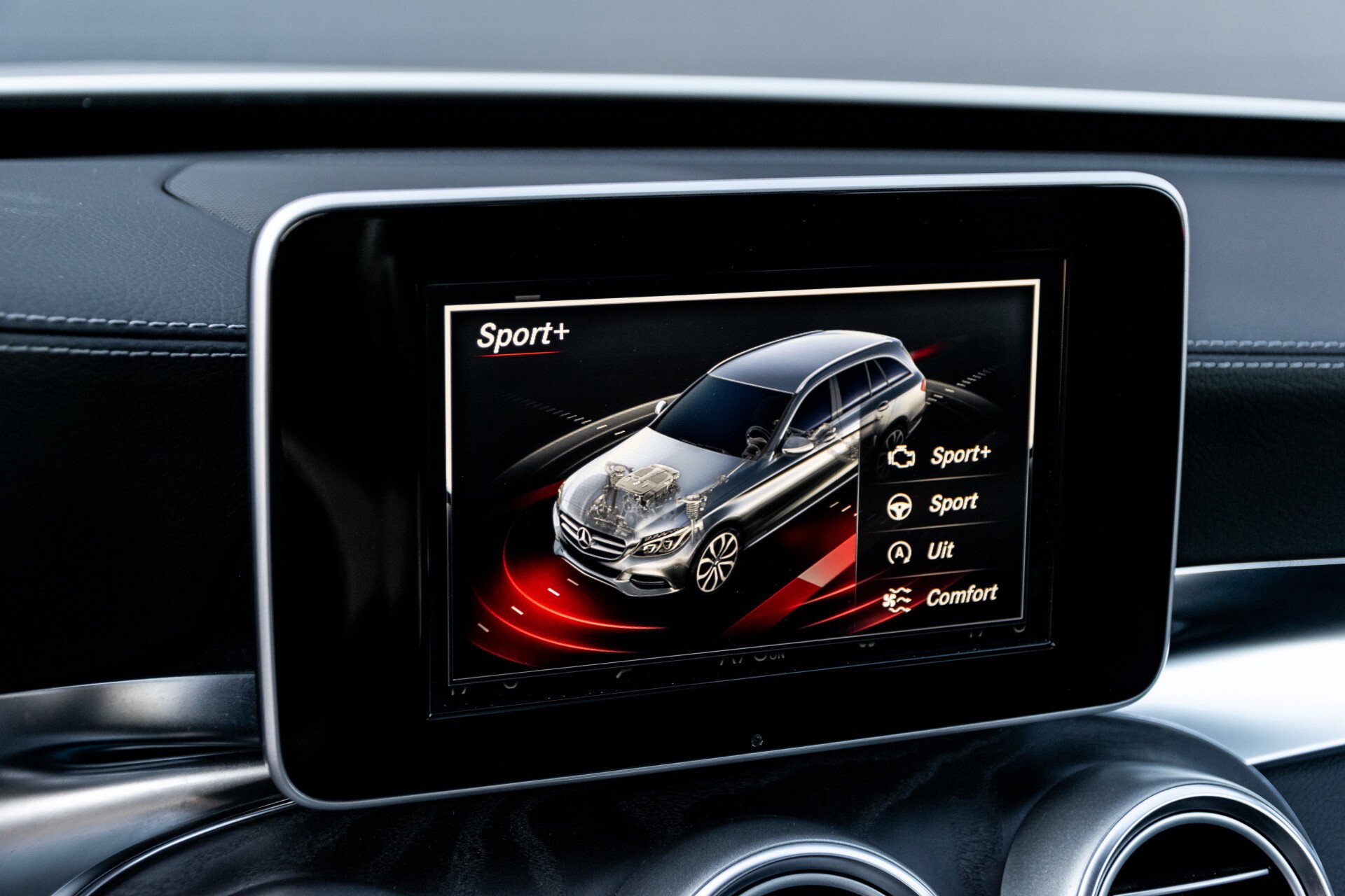 Mercedes-Benz C-Klasse Estate 220 Bluetec AMG Panorama/HUD/Memory Aut7 Foto 35