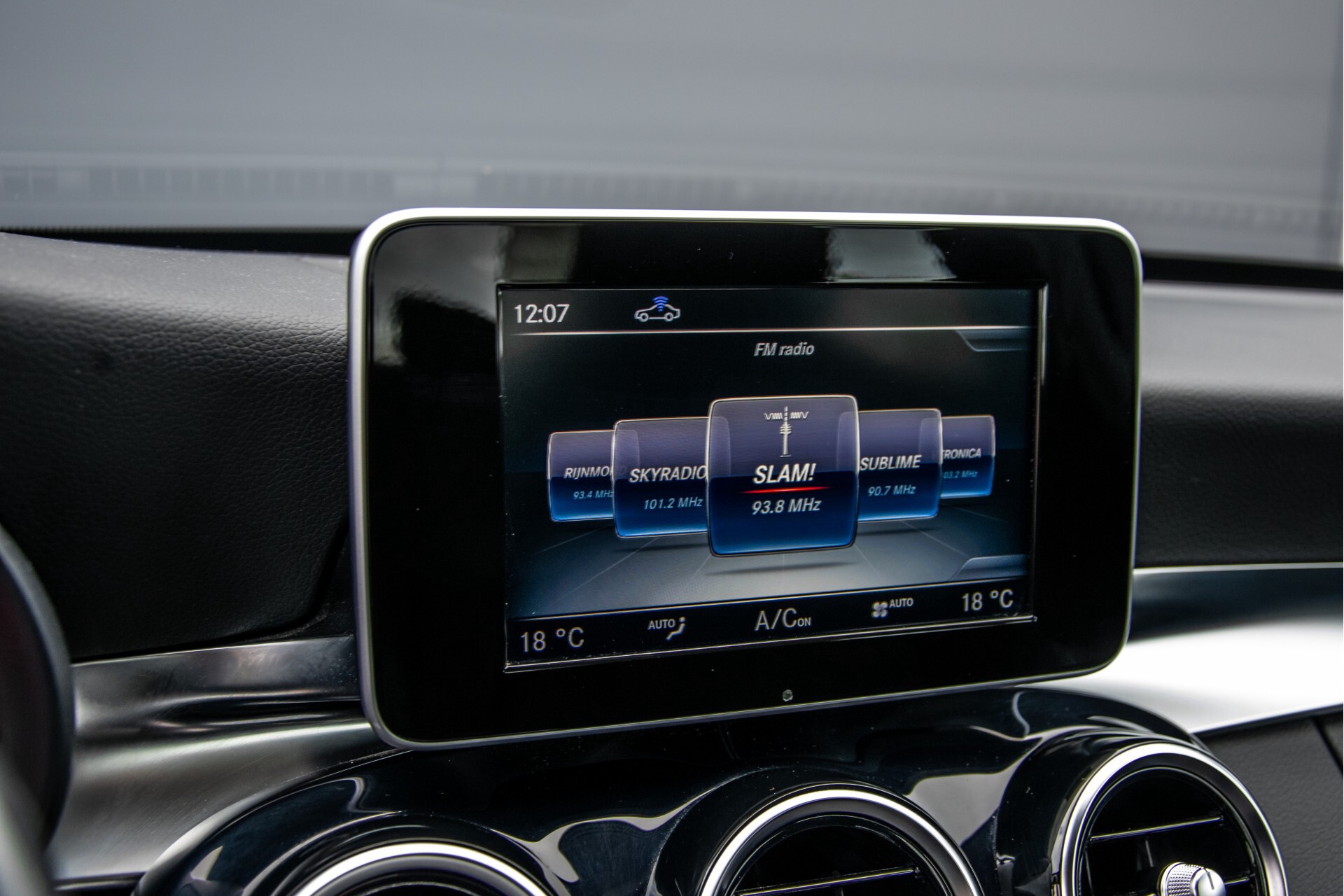 Mercedes-Benz C-Klasse 180 Bluetec Lease Edition Intelligent Light System/Cruise Control/Navi Foto 16