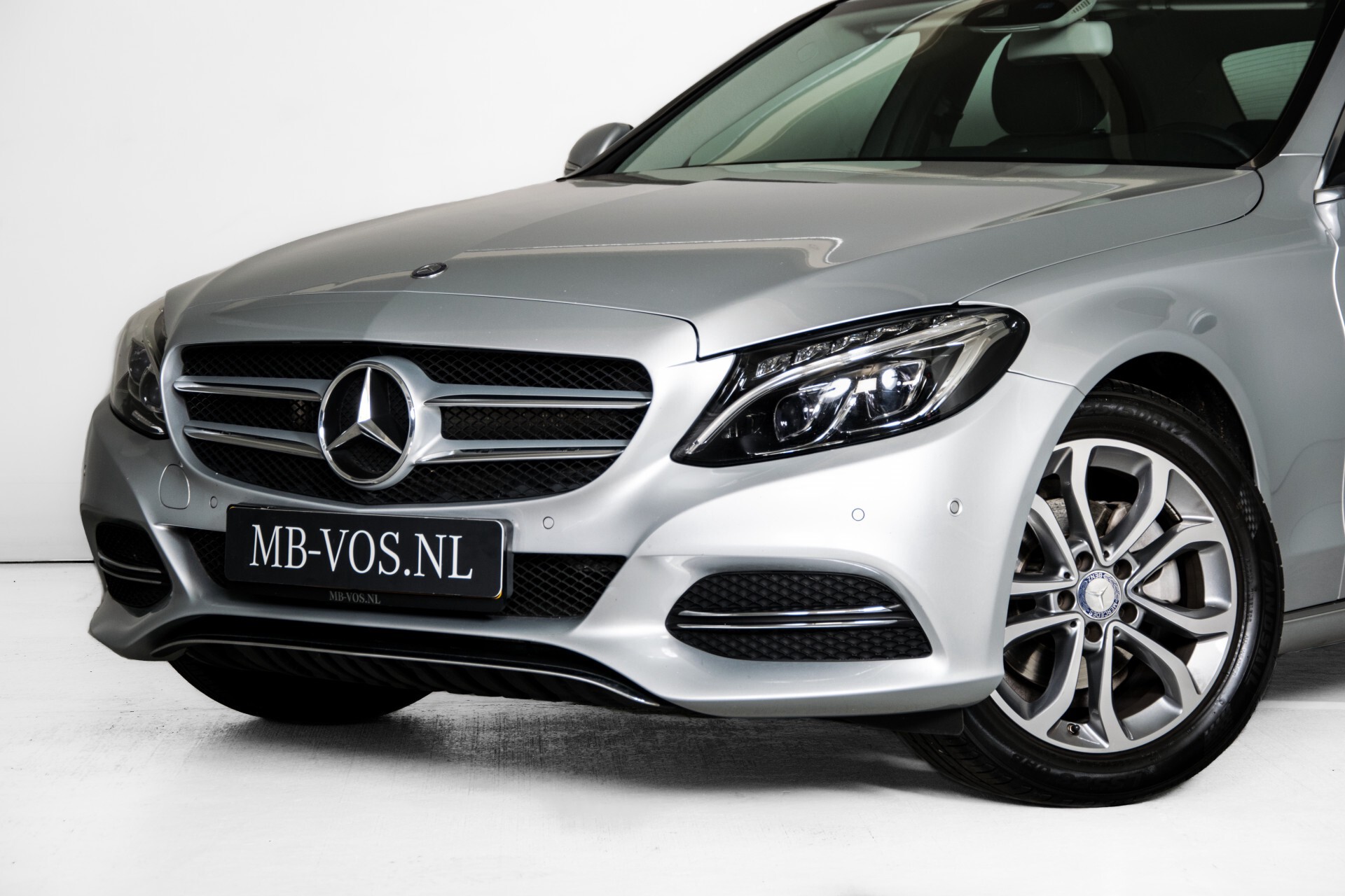 Mercedes-Benz C-Klasse 180 Bluetec Lease Edition Intelligent Light System/Cruise Control/Navi Foto 40