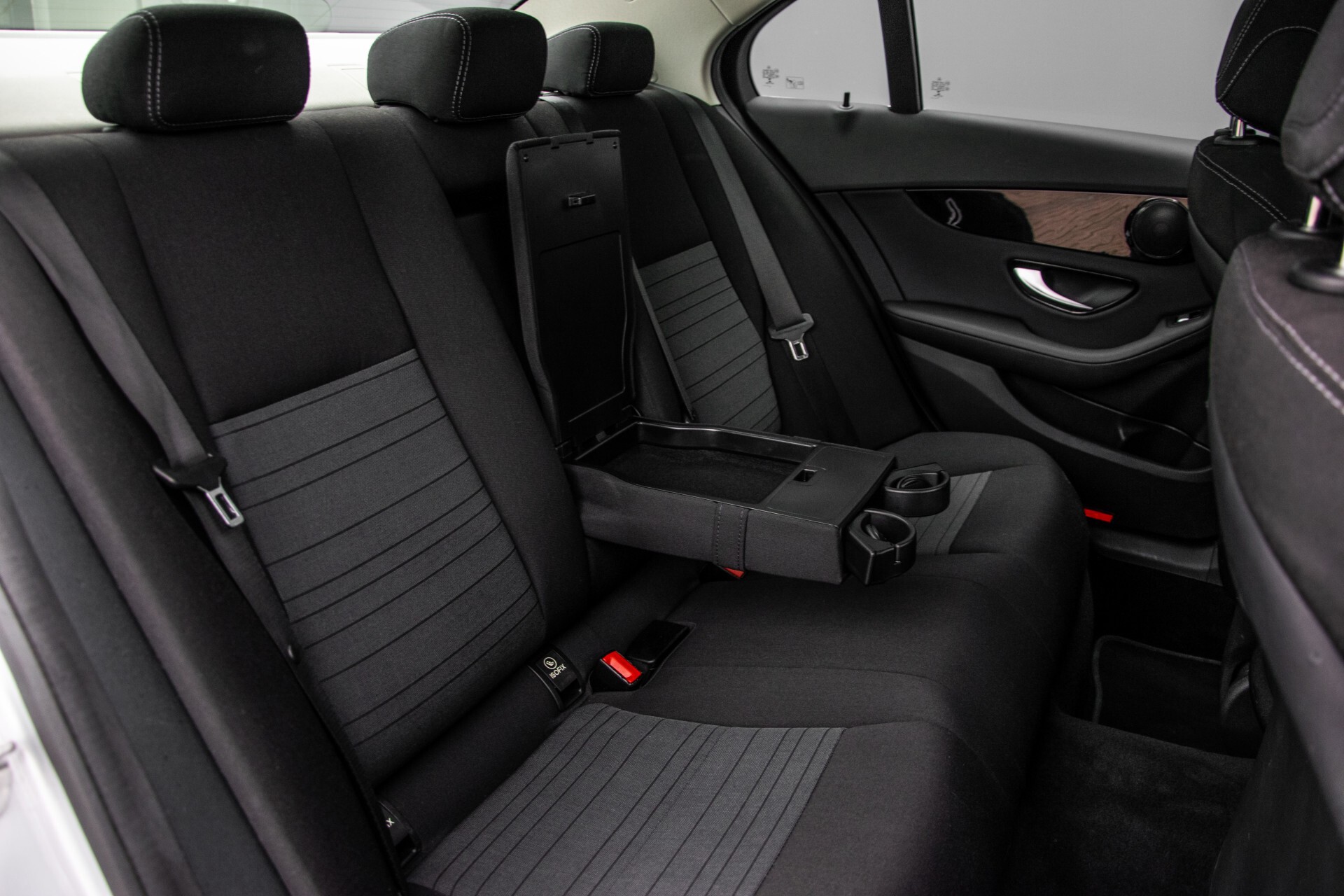 Mercedes-Benz C-Klasse 180 Bluetec Lease Edition Intelligent Light System/Cruise Control/Navi Foto 5