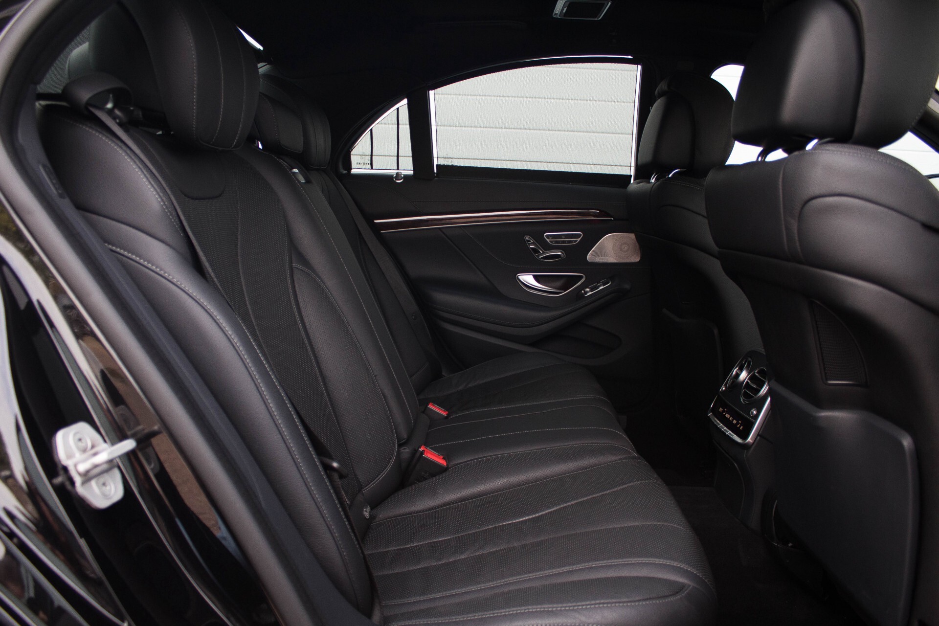 Mercedes-Benz S-Klasse 350 Bluetec Massage/Keyless/Rij-assistentie/Panorama/Nightvision/19" Aut7 Foto 4