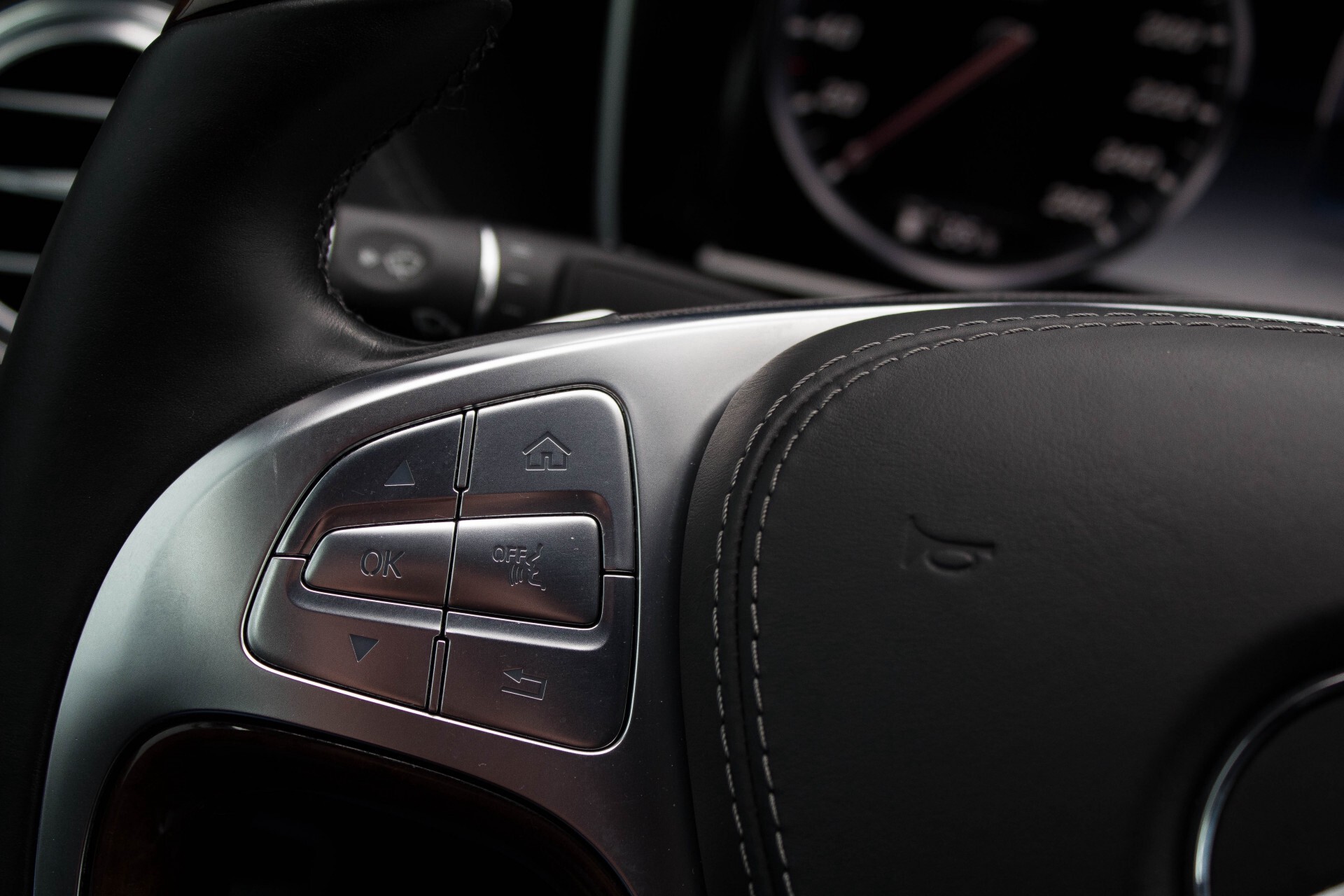 Mercedes-Benz S-Klasse 350 Bluetec Massage/Keyless/Rij-assistentie/Panorama/Nightvision/19" Aut7 Foto 9