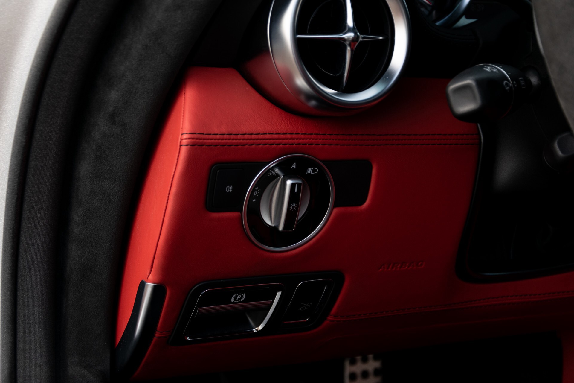 Mercedes-Benz SLS-Klasse Coupe 6.3 AMG 1ste eigenaar/NL Auto FULL OPTIONS Aut7 Foto 23