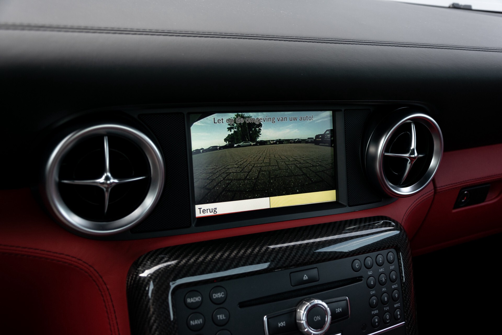 Mercedes-Benz SLS-Klasse Coupe 6.3 AMG 1ste eigenaar/NL Auto FULL OPTIONS Aut7 Foto 26