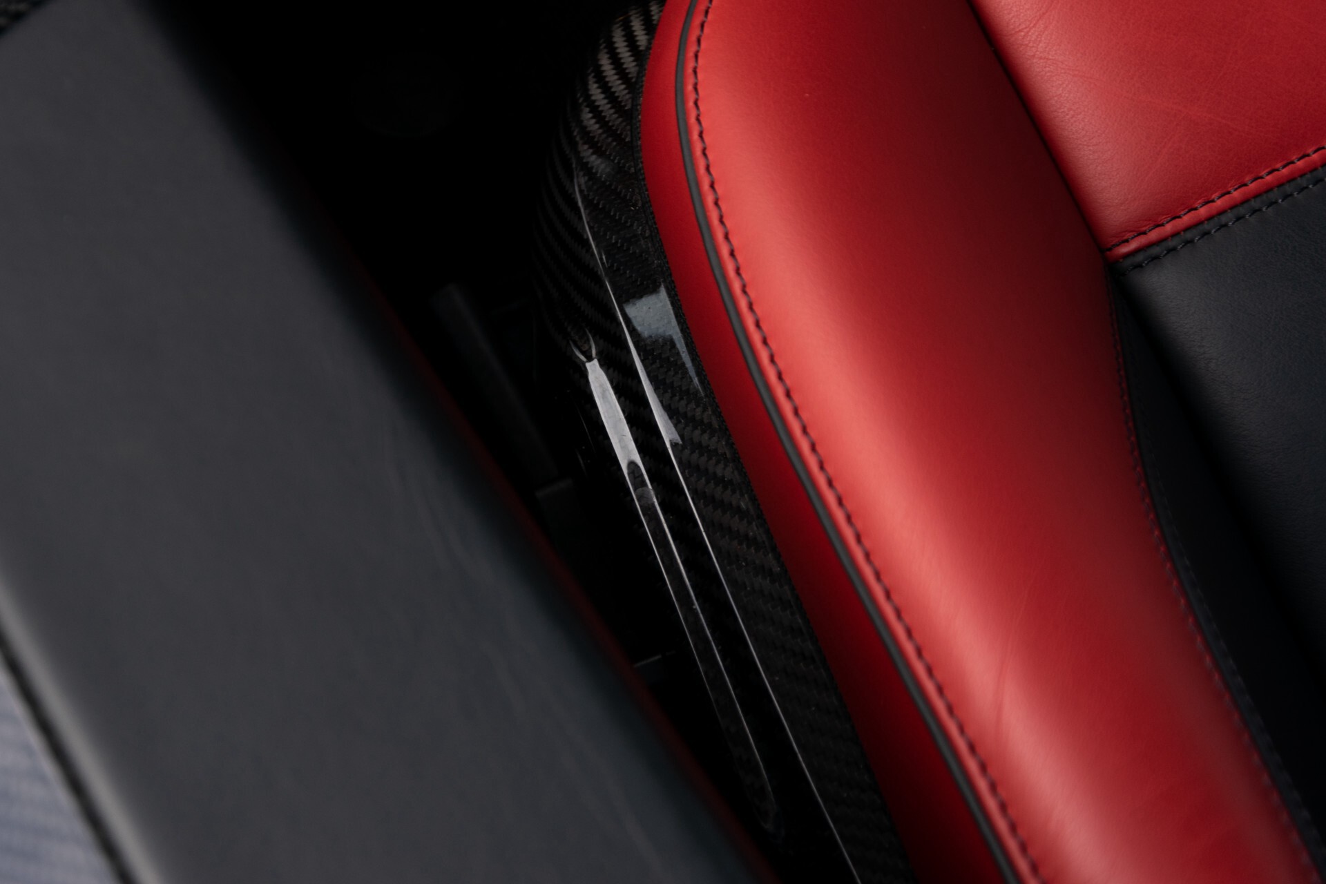 Mercedes-Benz SLS-Klasse Coupe 6.3 AMG 1ste eigenaar/NL Auto FULL OPTIONS Aut7 Foto 28