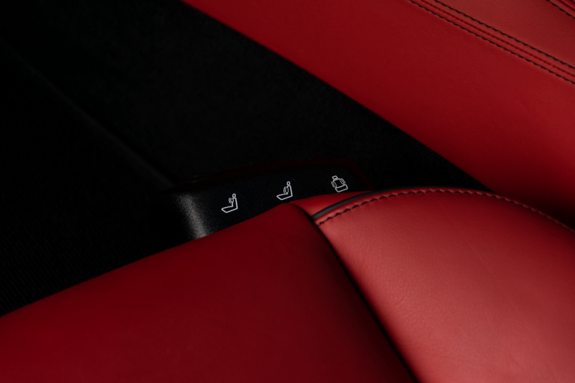 Mercedes-Benz SLS-Klasse Coupe 6.3 AMG 1ste eigenaar/NL Auto FULL OPTIONS Aut7 Foto 29