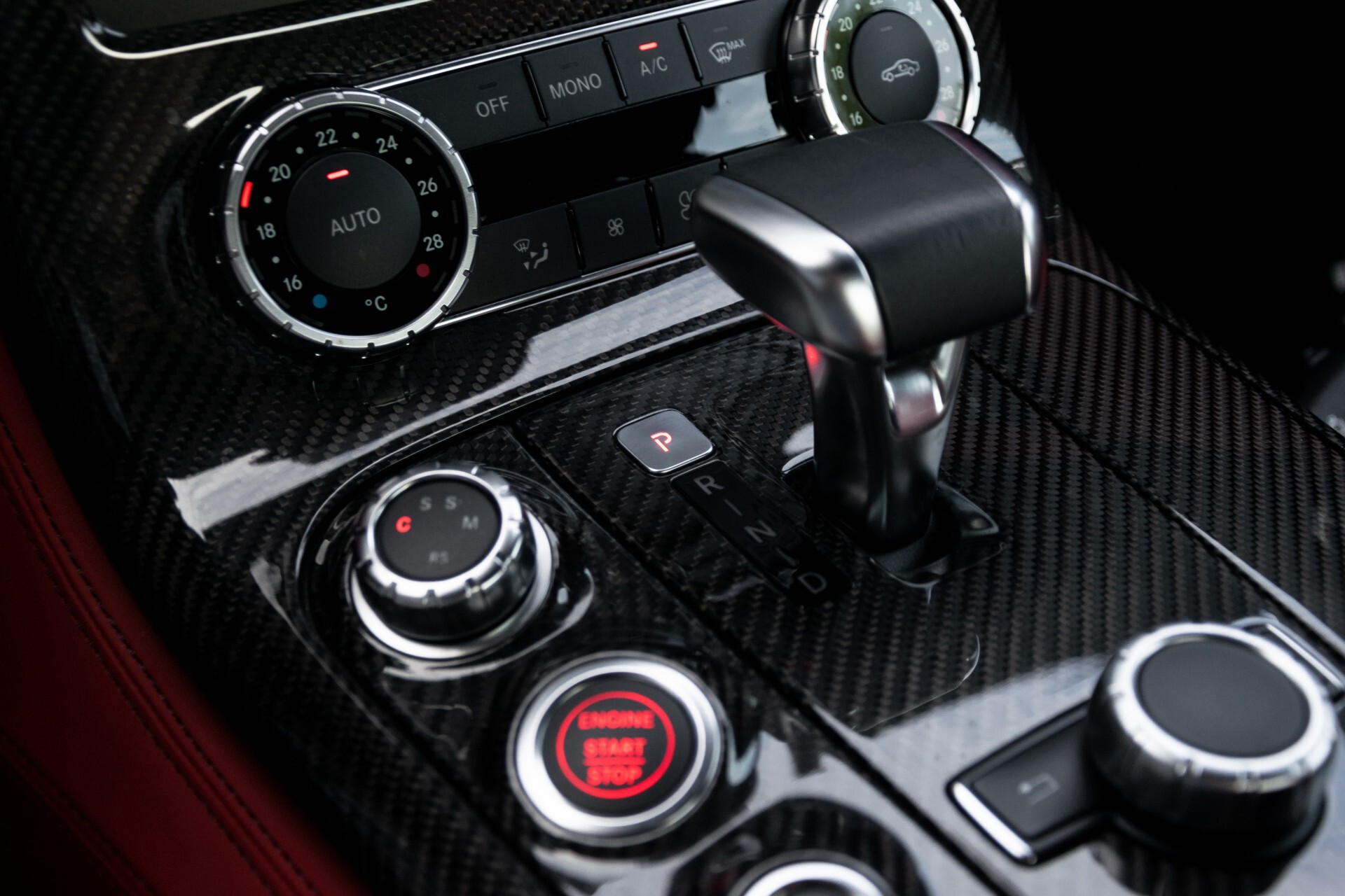 Mercedes-Benz SLS-Klasse Coupe 6.3 AMG 1ste eigenaar/NL Auto FULL OPTIONS Aut7 Foto 33