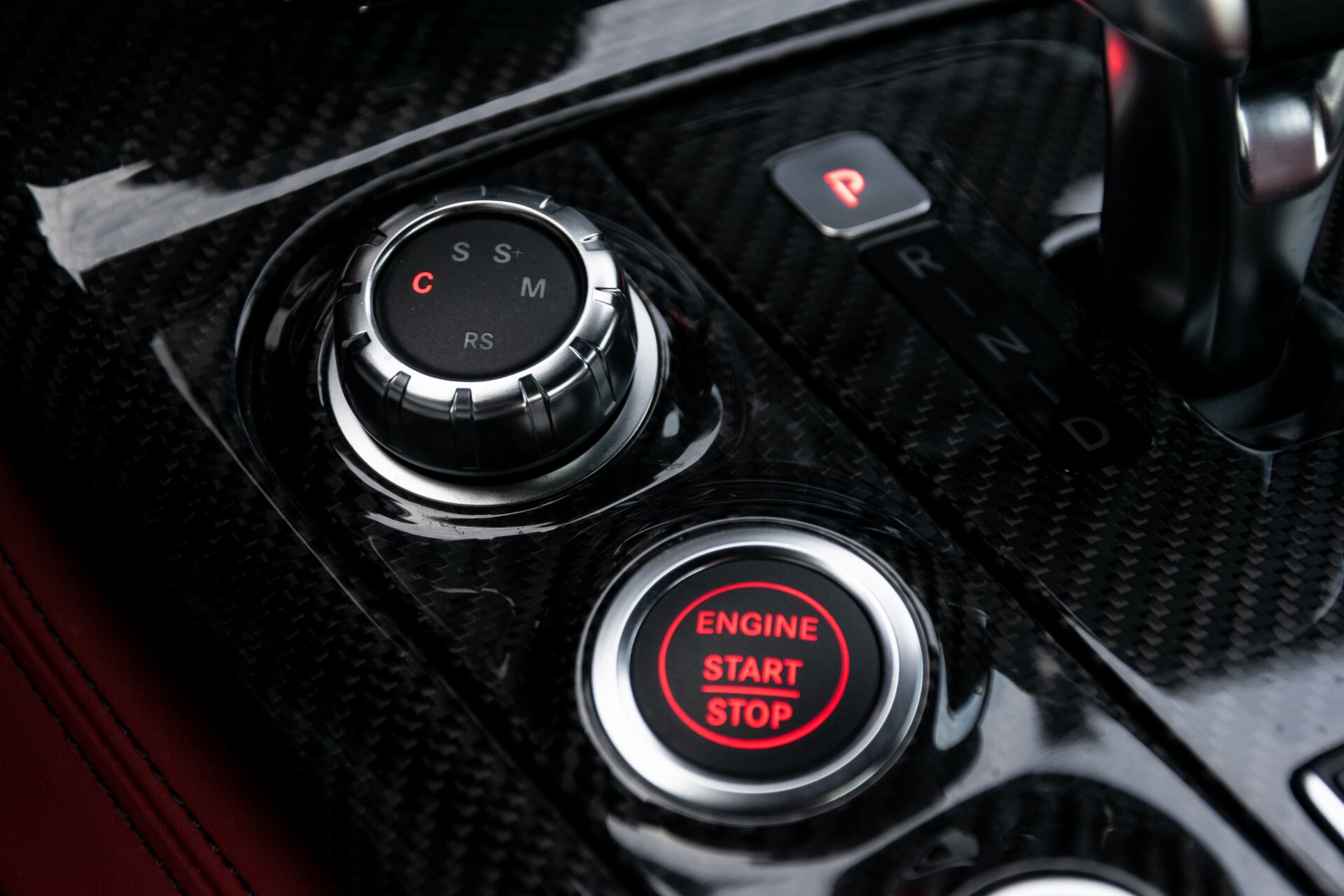 Mercedes-Benz SLS-Klasse Coupe 6.3 AMG 1ste eigenaar/NL Auto FULL OPTIONS Aut7 Foto 34