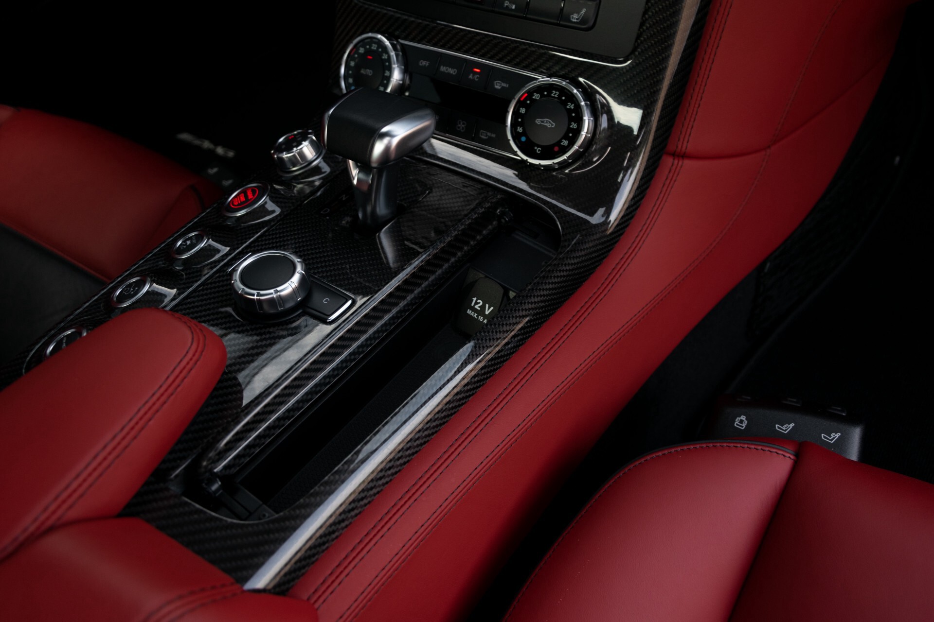 Mercedes-Benz SLS-Klasse Coupe 6.3 AMG 1ste eigenaar/NL Auto FULL OPTIONS Aut7 Foto 36