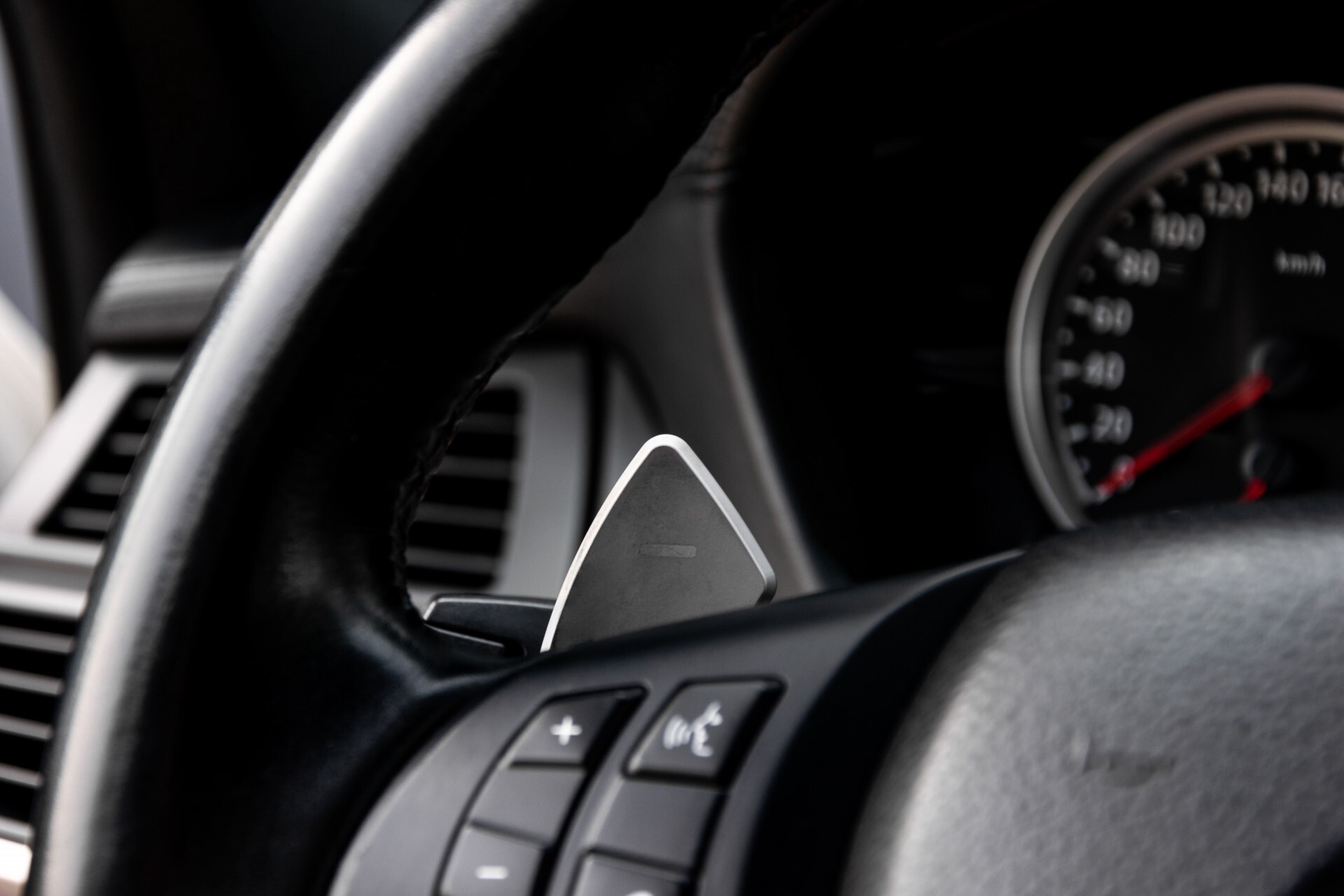 BMW X6 4.4i M Adaptive Drive/Driverspack/HUD/Dak/Mem/20" Aut8 Foto 11