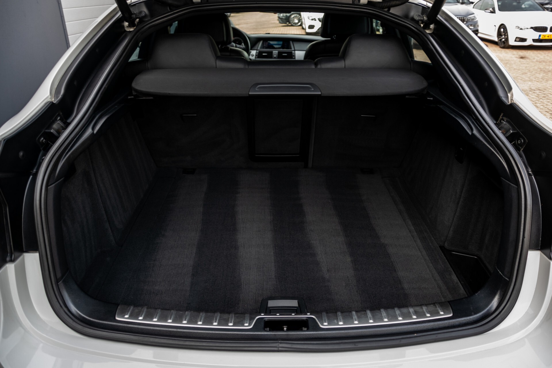 BMW X6 4.4i M Adaptive Drive/Driverspack/HUD/Dak/Mem/20" Aut8 Foto 51