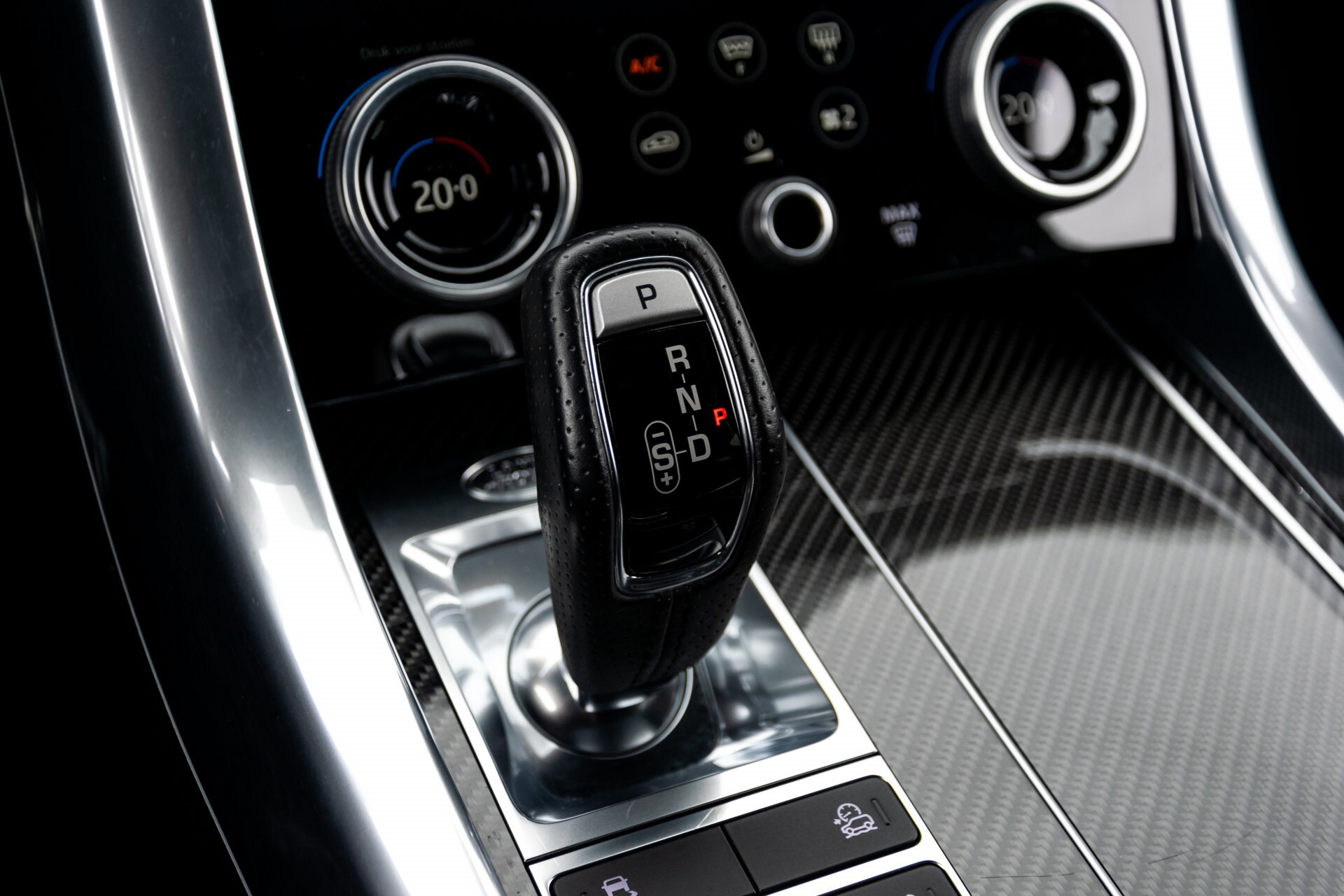 Land Rover Range Rover Sport SVR 5.0 Supercharged 575pk Full Carbon Nieuwprijs €241377 Foto 24