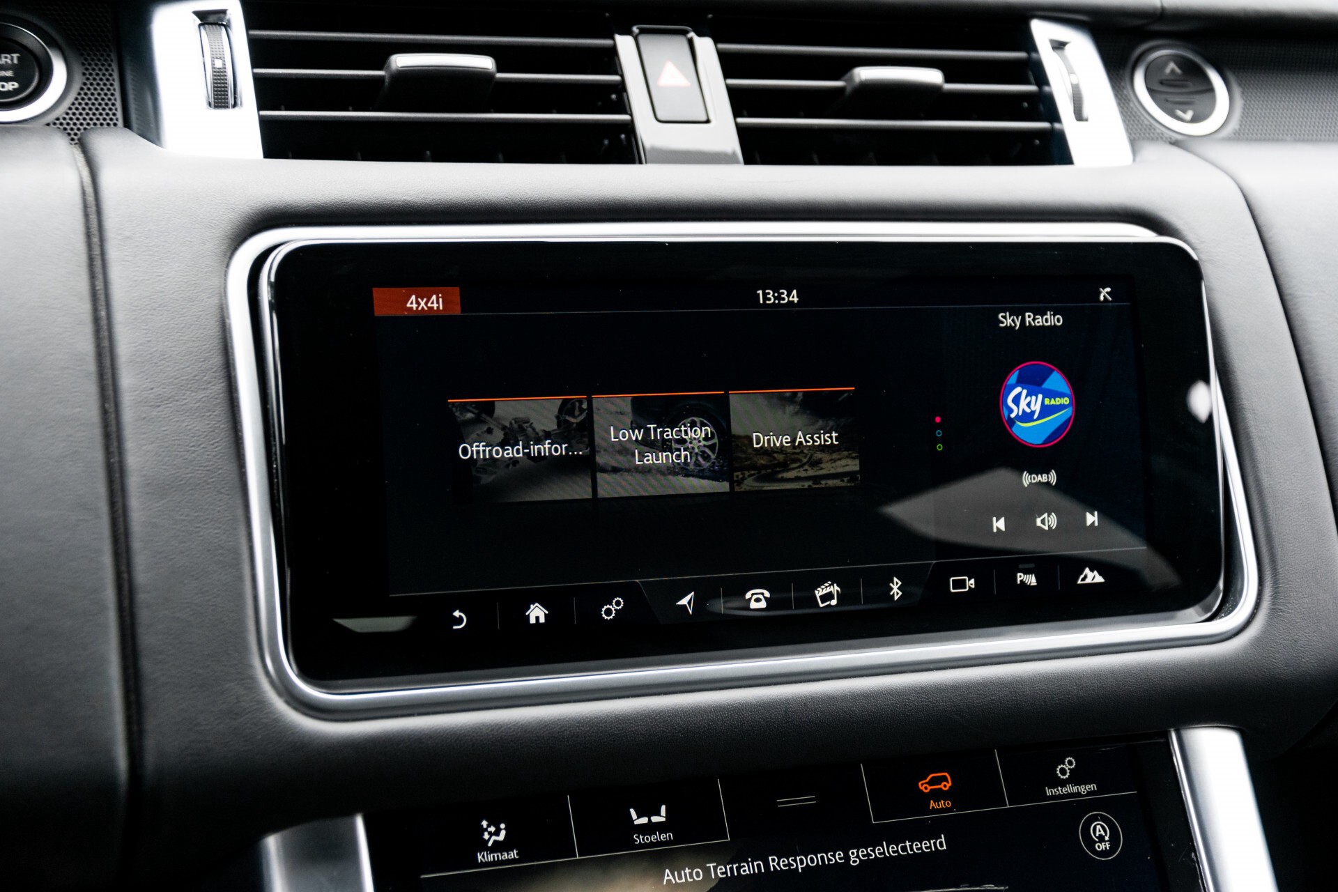 Land Rover Range Rover Sport SVR 5.0 Supercharged 575pk Full Carbon Nieuwprijs €241377 Foto 27