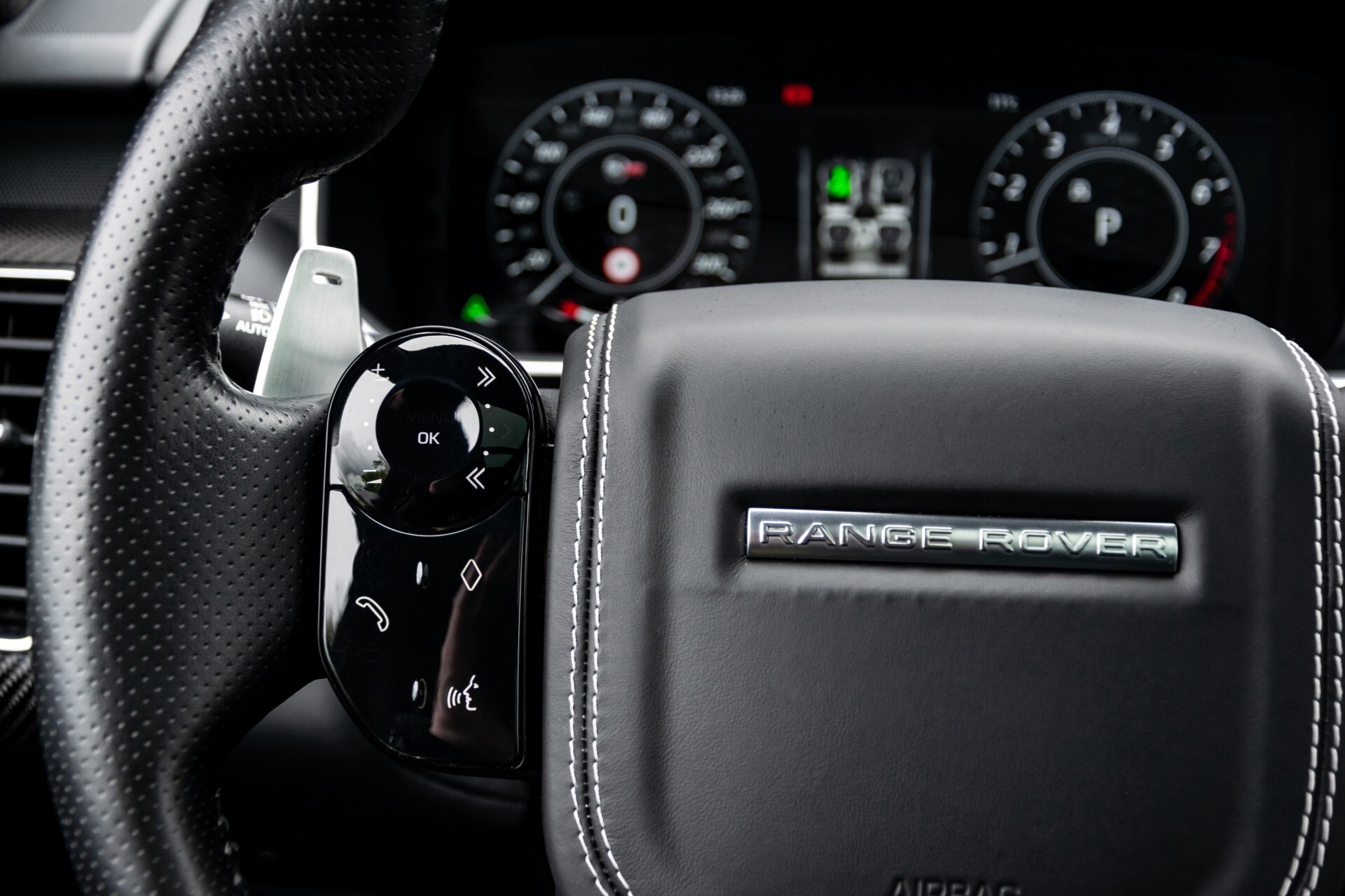 Land Rover Range Rover Sport SVR 5.0 Supercharged 575pk Full Carbon Nieuwprijs €241377 Foto 9