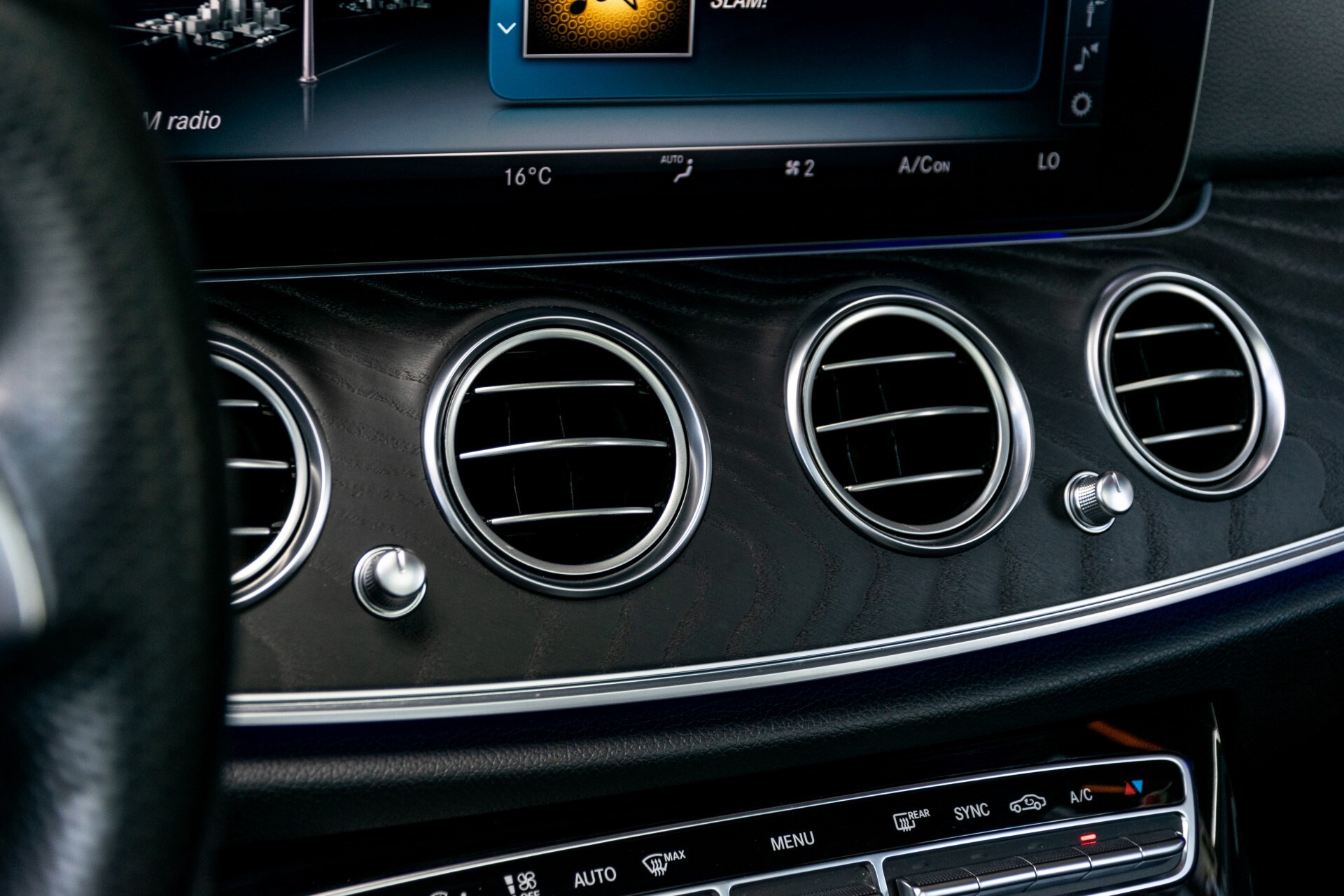 Mercedes-Benz E-Klasse 220 d AMG Night Panorama/Widescreen/Burmester/20"/Wegklapbare trekhaak Aut9 Foto 19