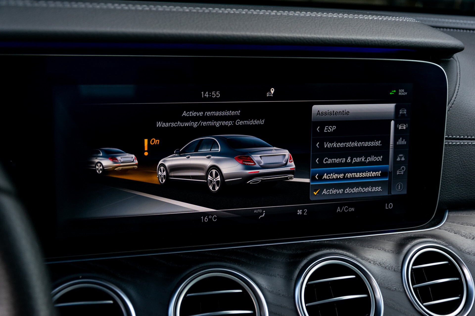 Mercedes-Benz E-Klasse 220 d AMG Night Panorama/Widescreen/Burmester/20"/Wegklapbare trekhaak Aut9 Foto 30