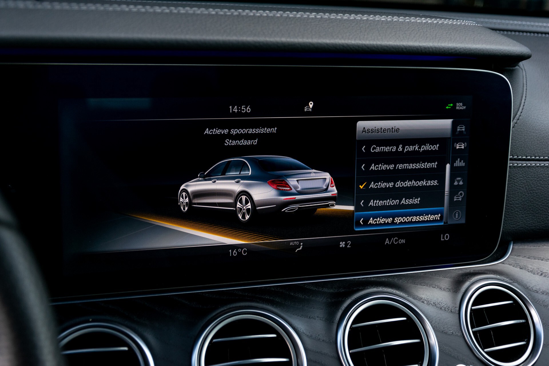 Mercedes-Benz E-Klasse 220 d AMG Night Panorama/Widescreen/Burmester/20"/Wegklapbare trekhaak Aut9 Foto 34