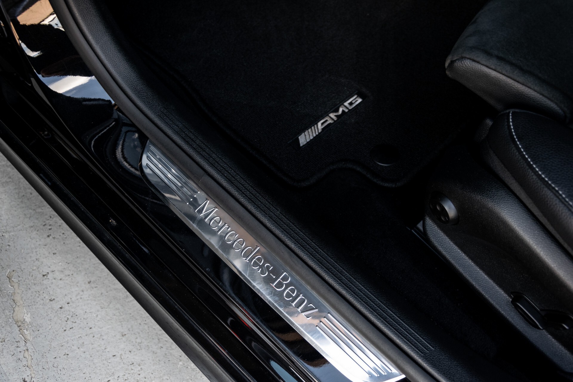 Mercedes-Benz E-Klasse 220 d AMG Night Panorama/Widescreen/Burmester/20"/Wegklapbare trekhaak Aut9 Foto 49