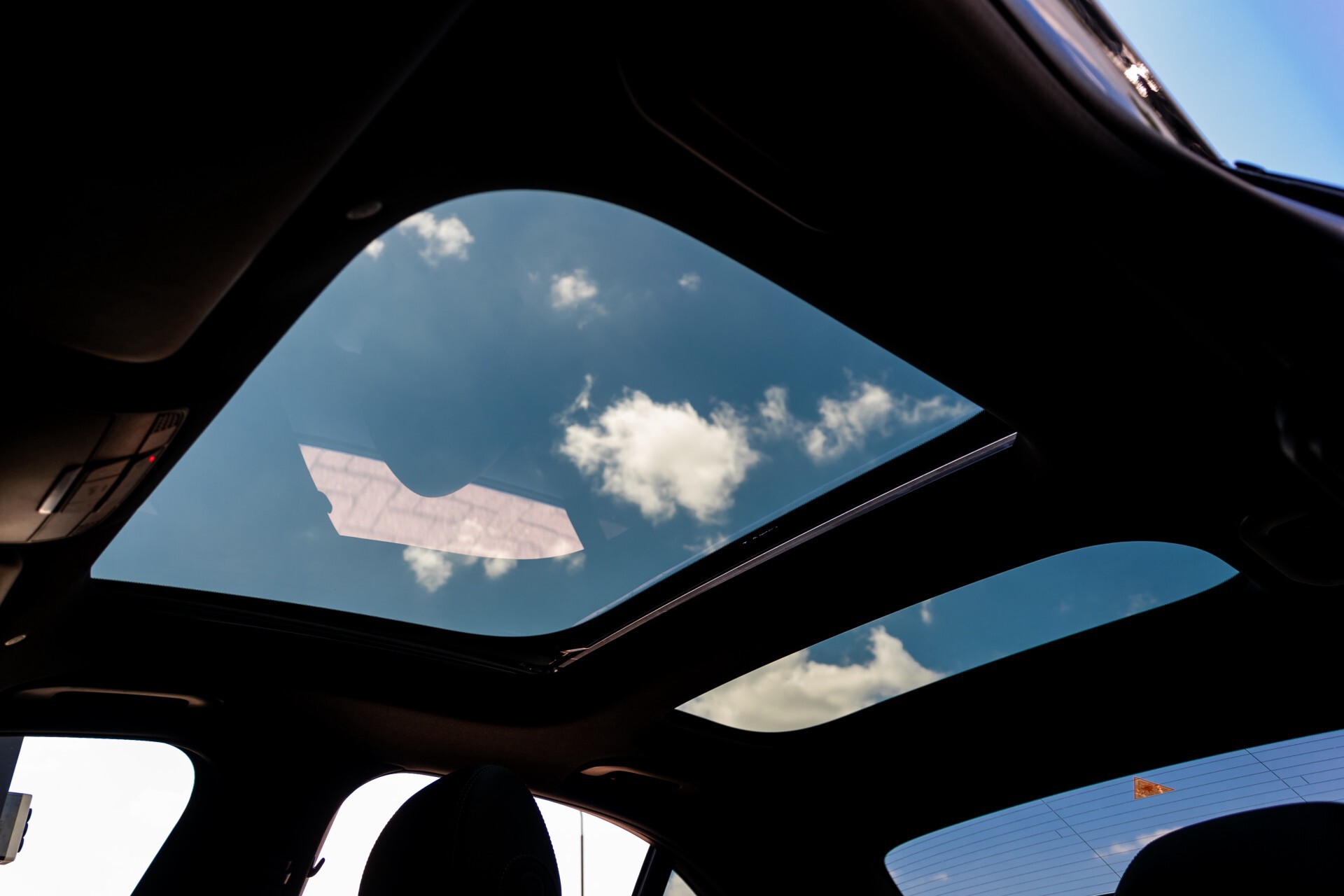 Mercedes-Benz E-Klasse 220 d AMG Night Panorama/Widescreen/Burmester/20"/Wegklapbare trekhaak Aut9 Foto 54