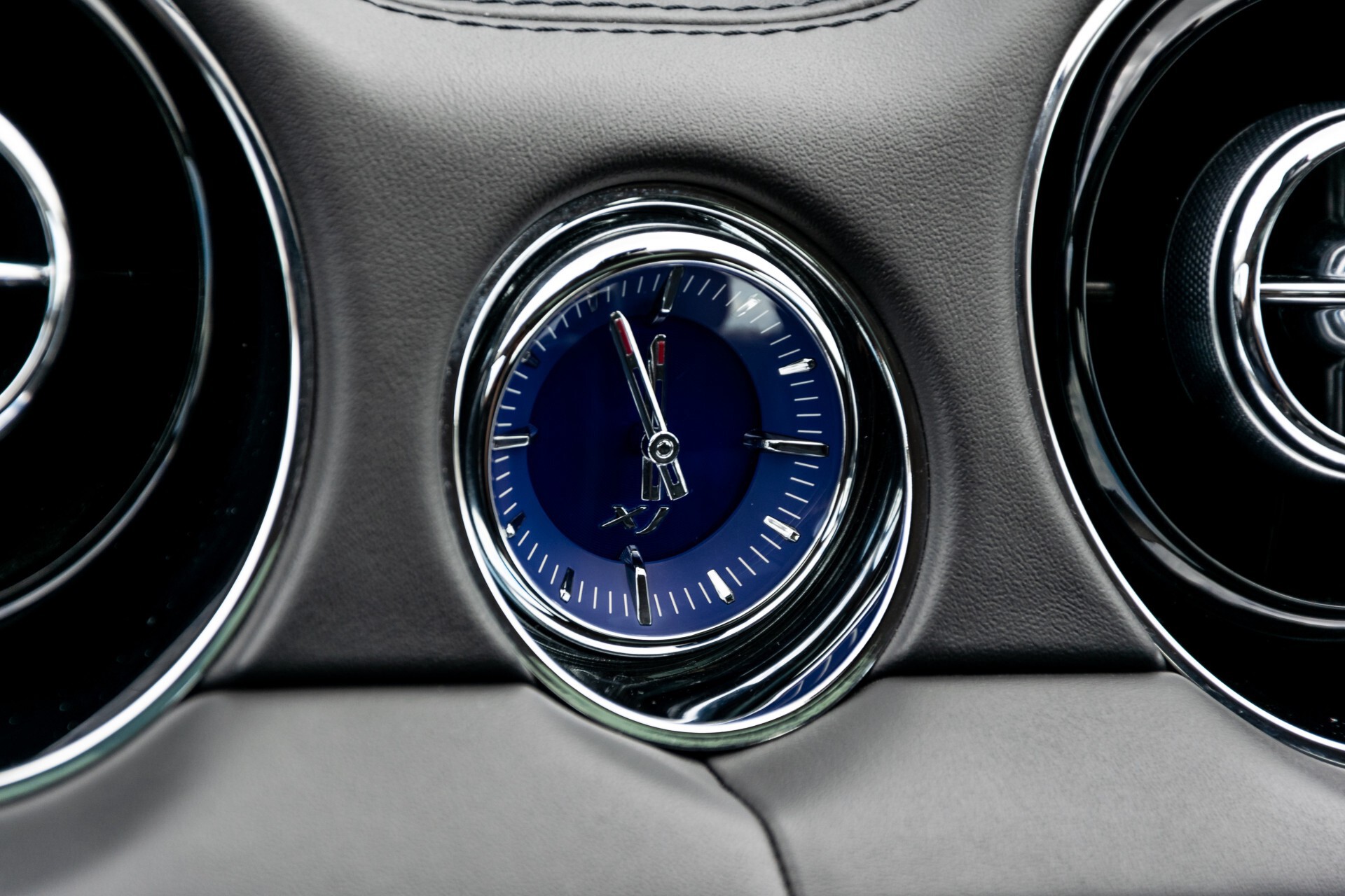 Jaguar XJ 3.0 V6D Premium Luxury Panorama/Stoelkoeling/Mem/Dealer OH Aut8 Foto 36