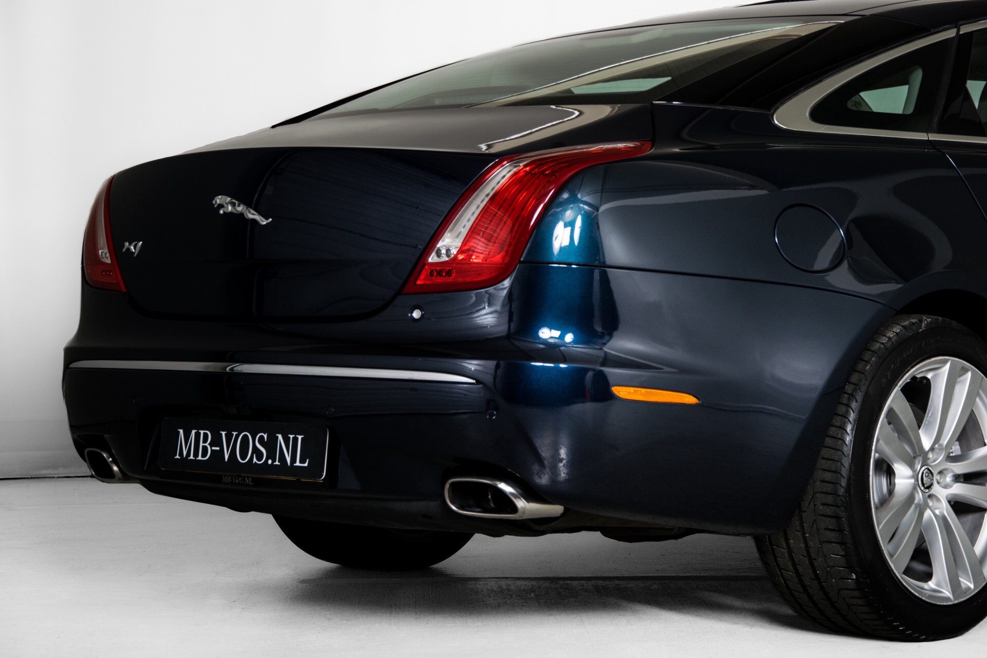 Jaguar XJ 3.0 V6D Premium Luxury Panorama/Stoelkoeling/Mem/Dealer OH Aut8 Foto 60