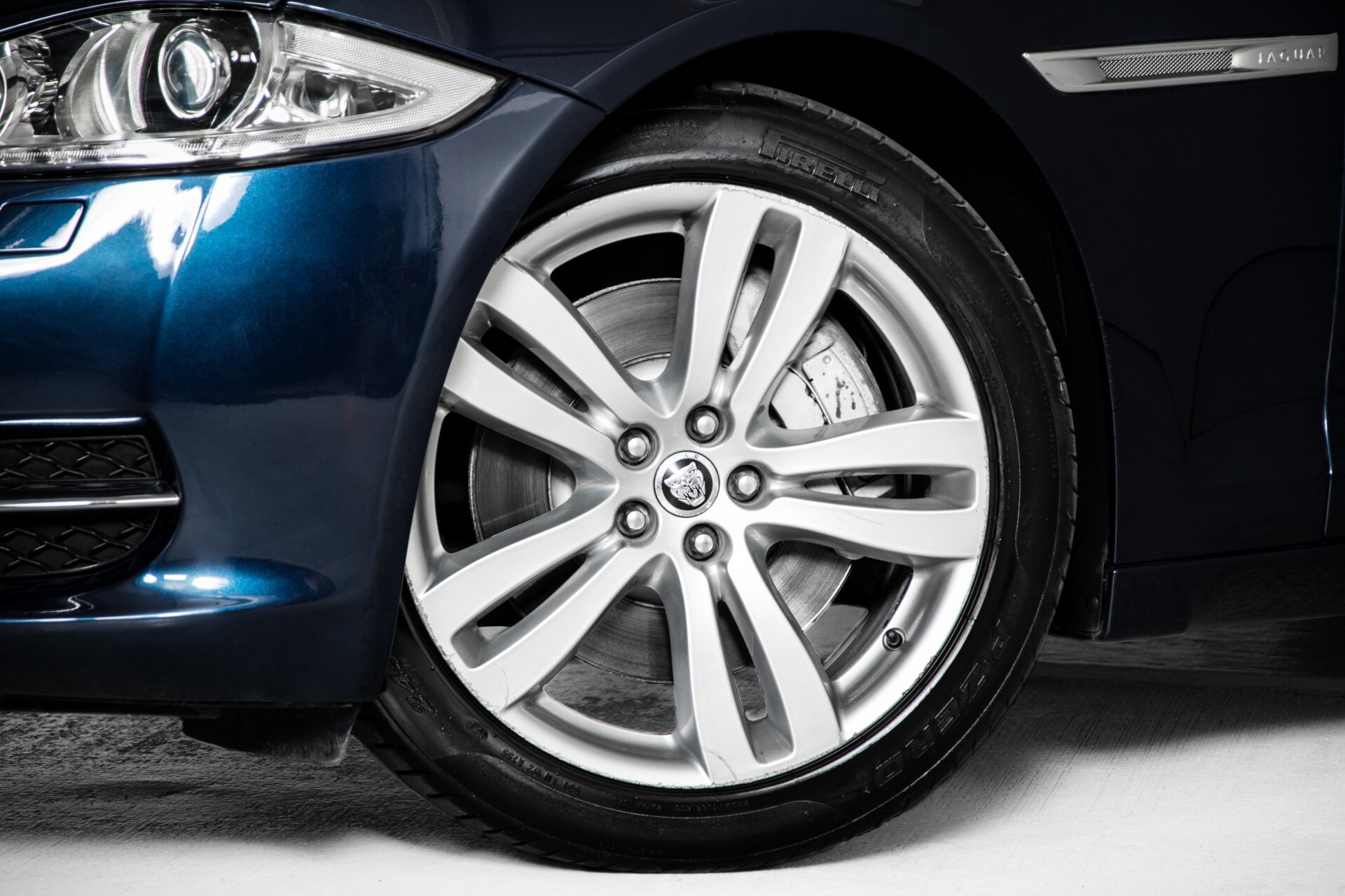 Jaguar XJ 3.0 V6D Premium Luxury Panorama/Stoelkoeling/Mem/Dealer OH Aut8 Foto 61