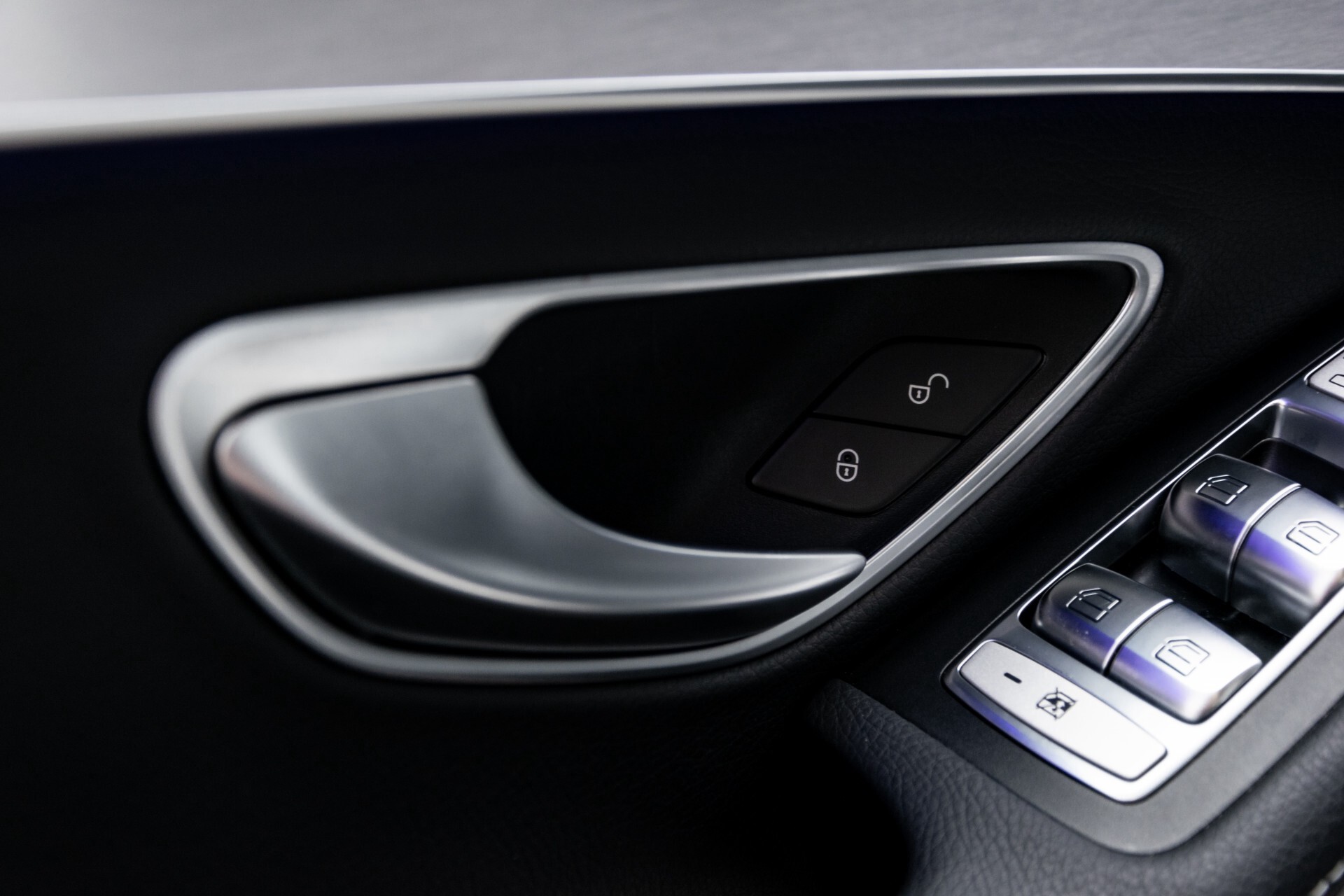 Mercedes-Benz C-Klasse 180 Avantgarde Advanced/Schuifdak/Groot Navi Aut9 Foto 30