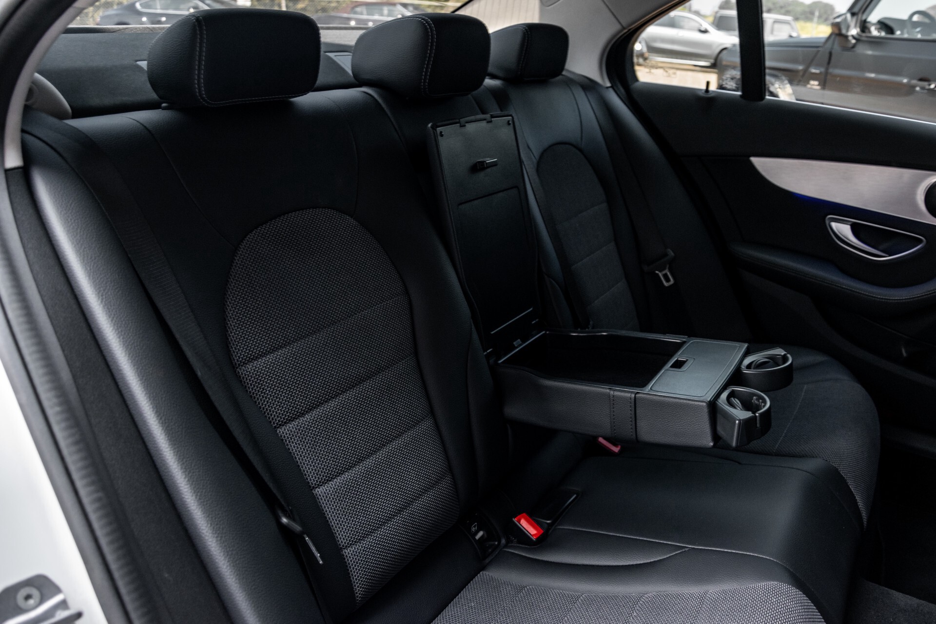 Mercedes-Benz C-Klasse 180 Avantgarde Advanced/Schuifdak/Groot Navi Aut9 Foto 6