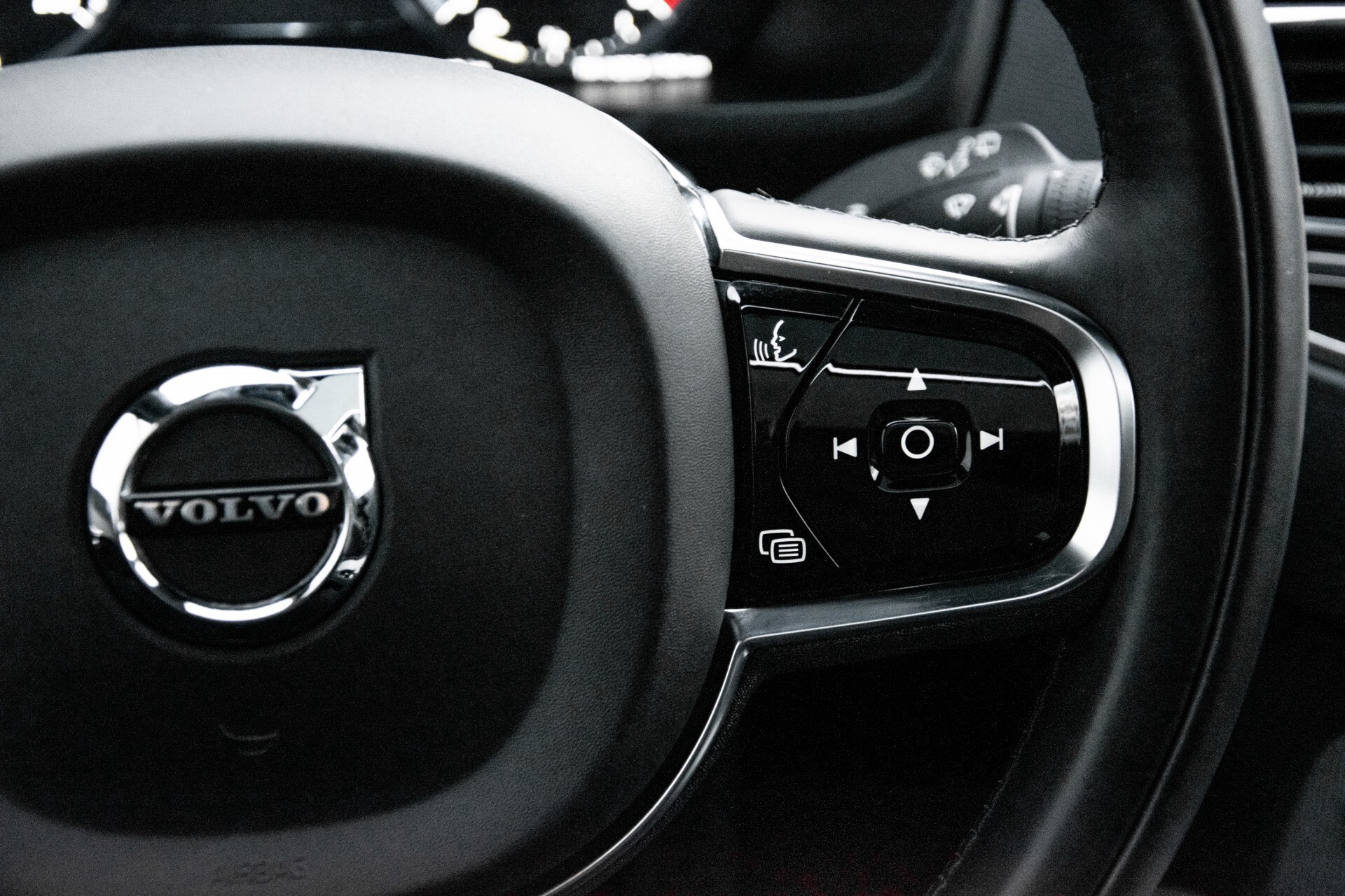 Volvo XC90 2.0 T6 AWD R-Design Panorama/Keyless/B&W/ACC/Standkachel/22" Aut8 Foto 13