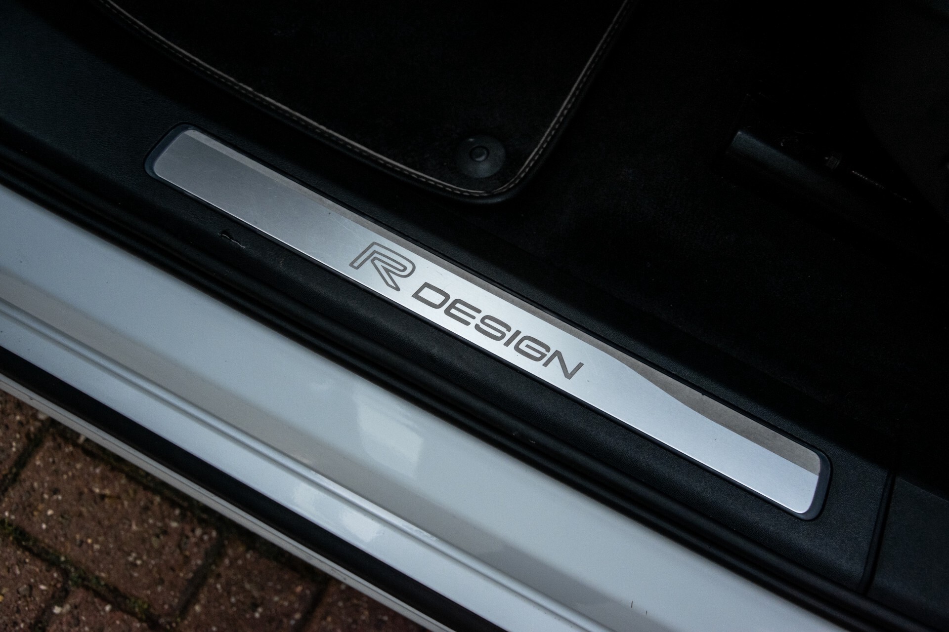 Volvo XC90 2.0 T6 AWD R-Design Panorama/Keyless/B&W/ACC/Standkachel/22" Aut8 Foto 28