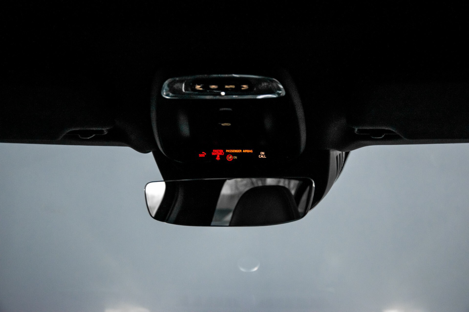 Volvo XC90 2.0 T6 AWD R-Design Panorama/Keyless/B&W/ACC/Standkachel/22" Aut8 Foto 36