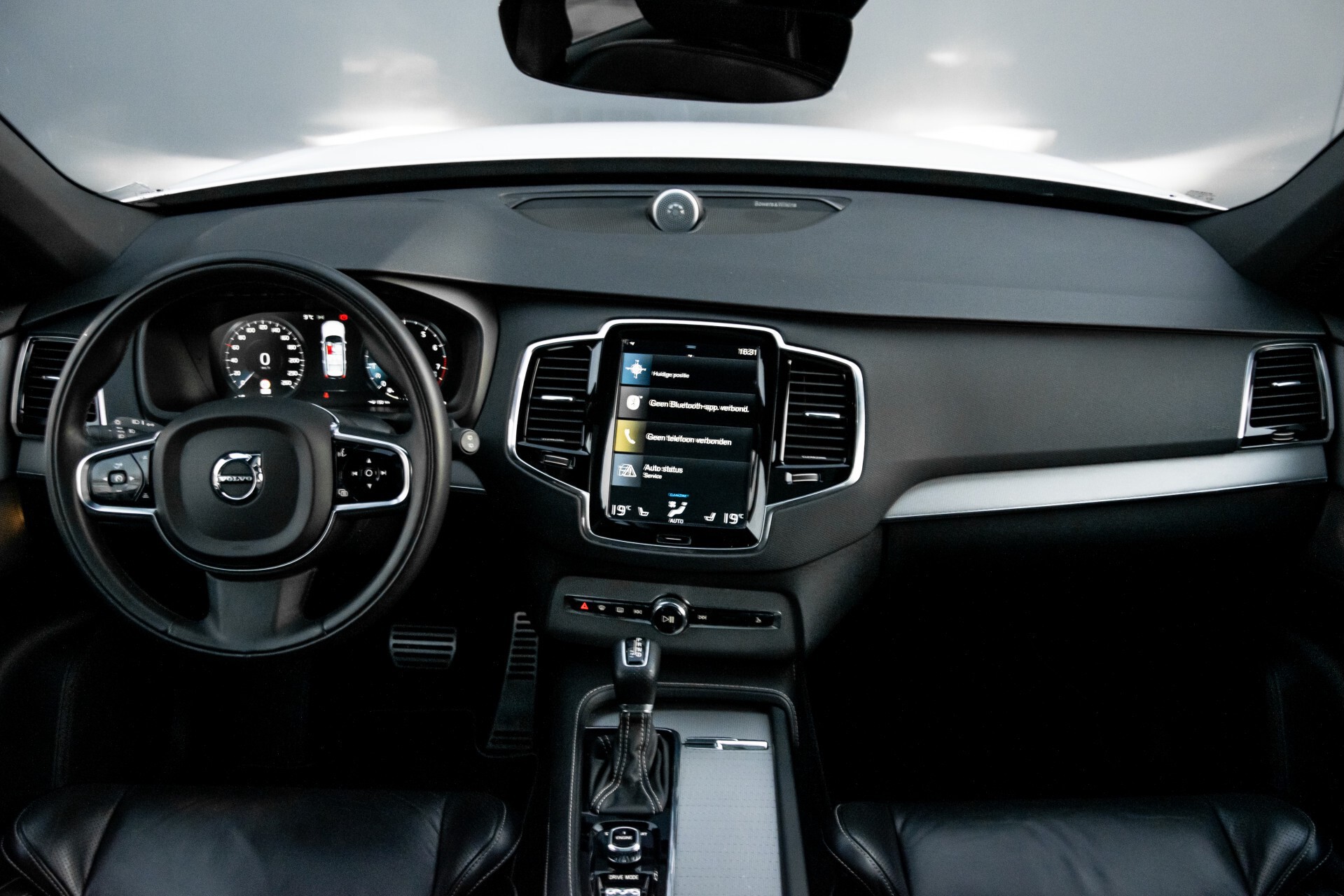 Volvo XC90 2.0 T6 AWD R-Design Panorama/Keyless/B&W/ACC/Standkachel/22" Aut8 Foto 8