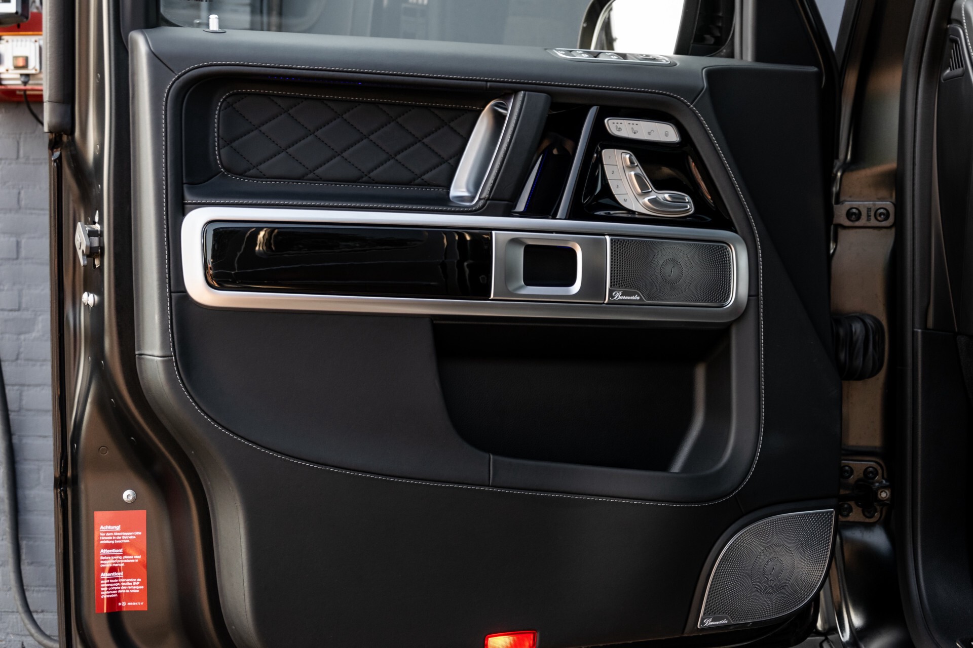 Mercedes-Benz G-Klasse 63 AMG Designo Night/Massage/Standkachel Aut9 Foto 30