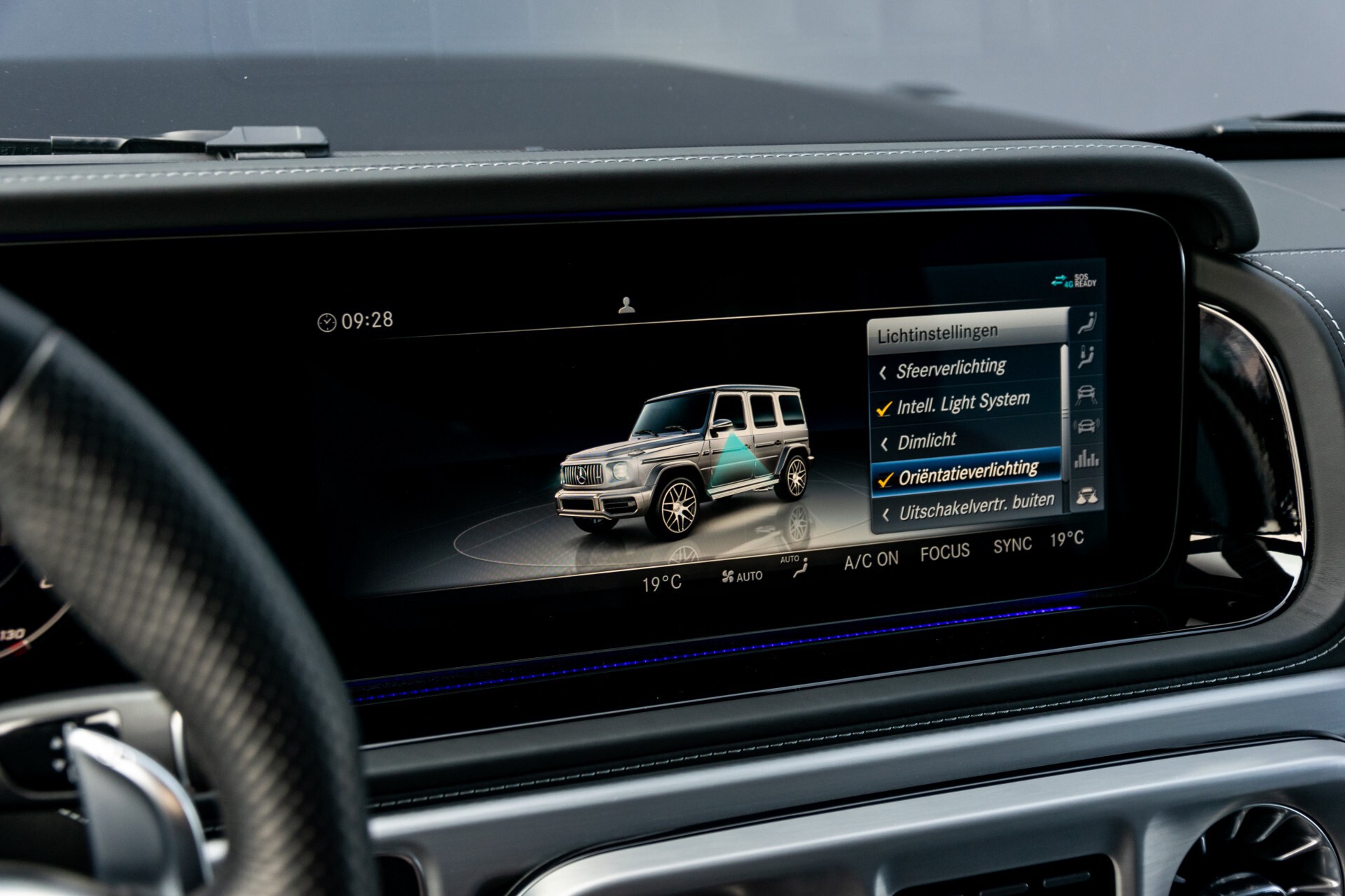 Mercedes-Benz G-Klasse 63 AMG Designo Night/Massage/Standkachel Aut9 Foto 49