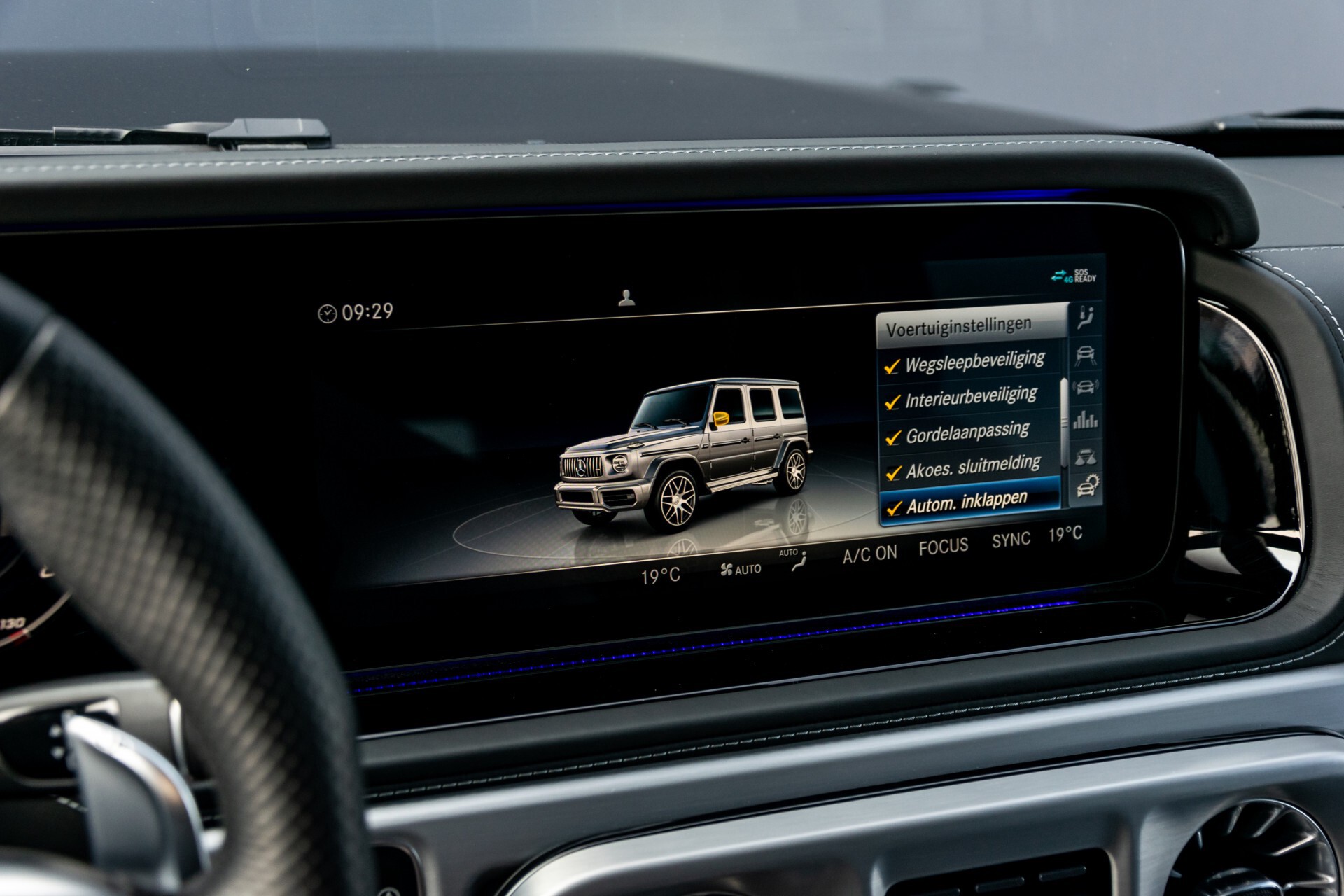 Mercedes-Benz G-Klasse 63 AMG Designo Night/Massage/Standkachel Aut9 Foto 53