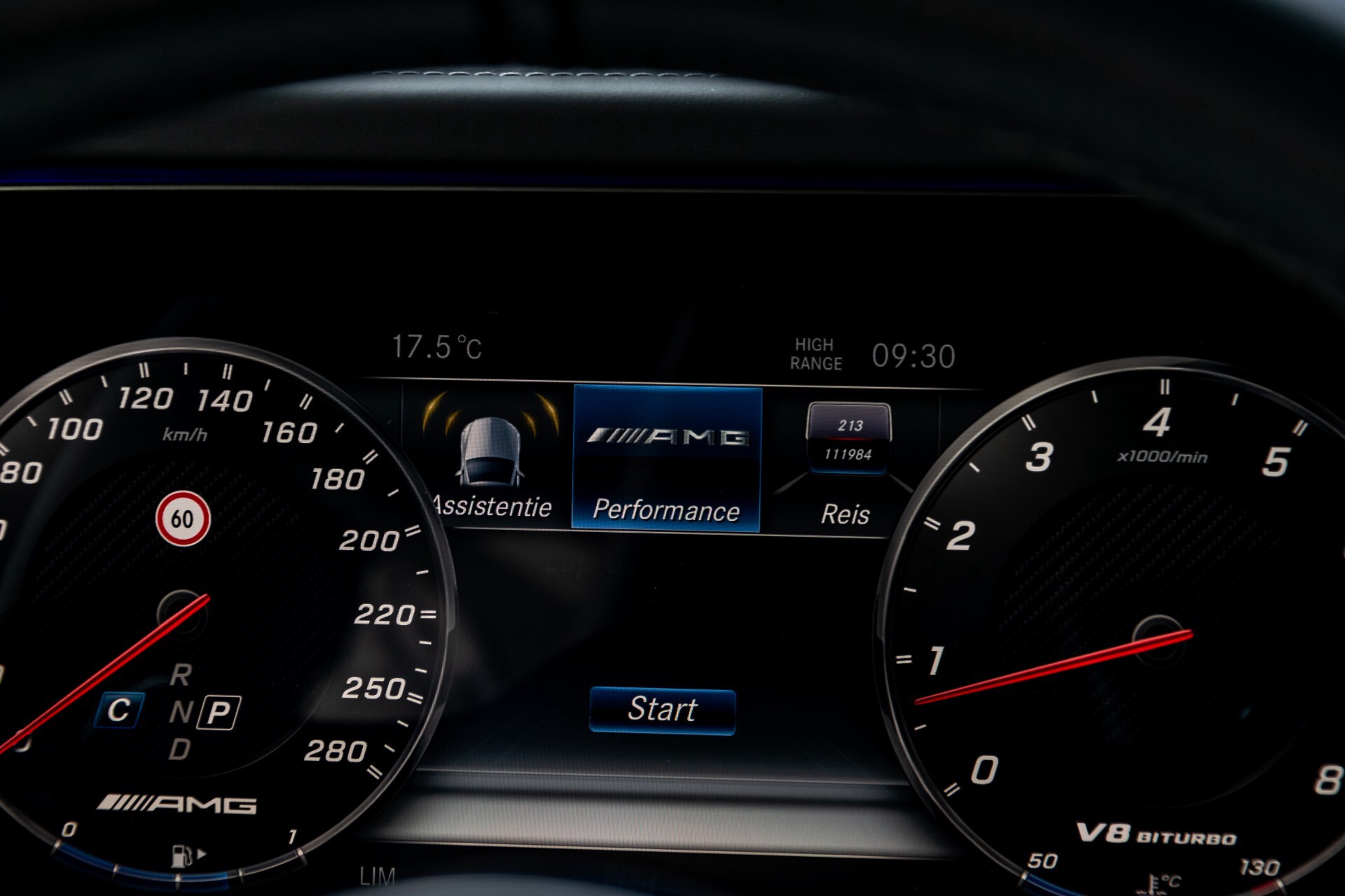 Mercedes-Benz G-Klasse 63 AMG Designo Night/Massage/Standkachel Aut9 Foto 63