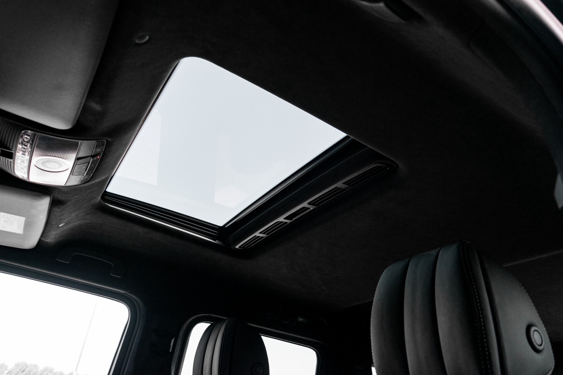 Mercedes-Benz G-Klasse 63 AMG Designo Night/Massage/Standkachel Aut9 Foto 74