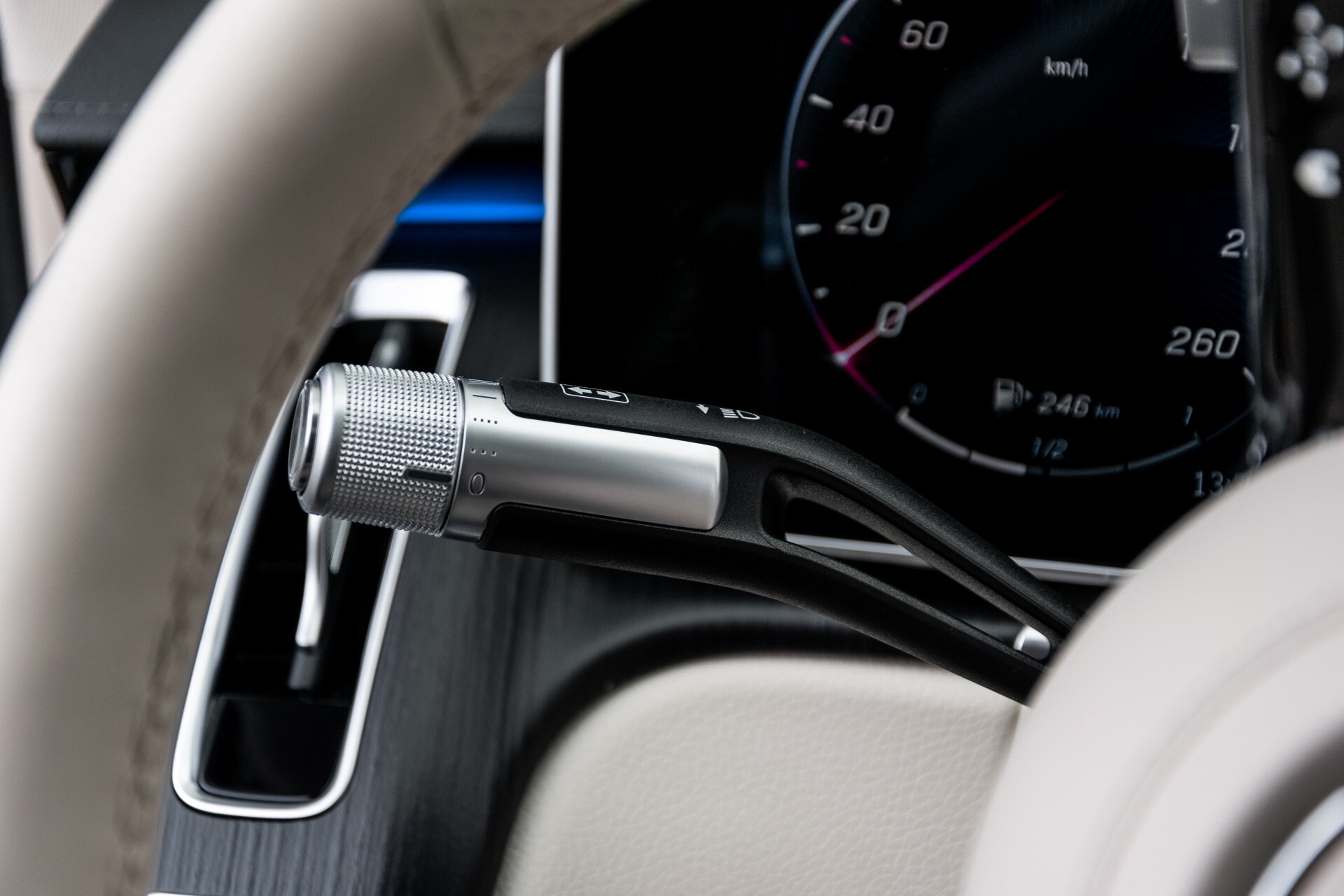 Mercedes-Benz S-Klasse 500 4-M Lang AMG Premium Plus Macchiatobeige Aut9 Foto 10