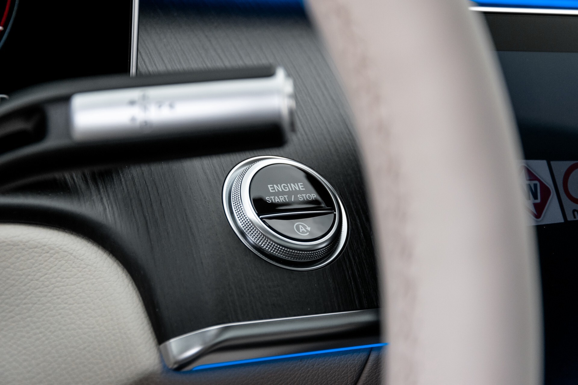 Mercedes-Benz S-Klasse 500 4-M Lang AMG Premium Plus Macchiatobeige Aut9 Foto 44