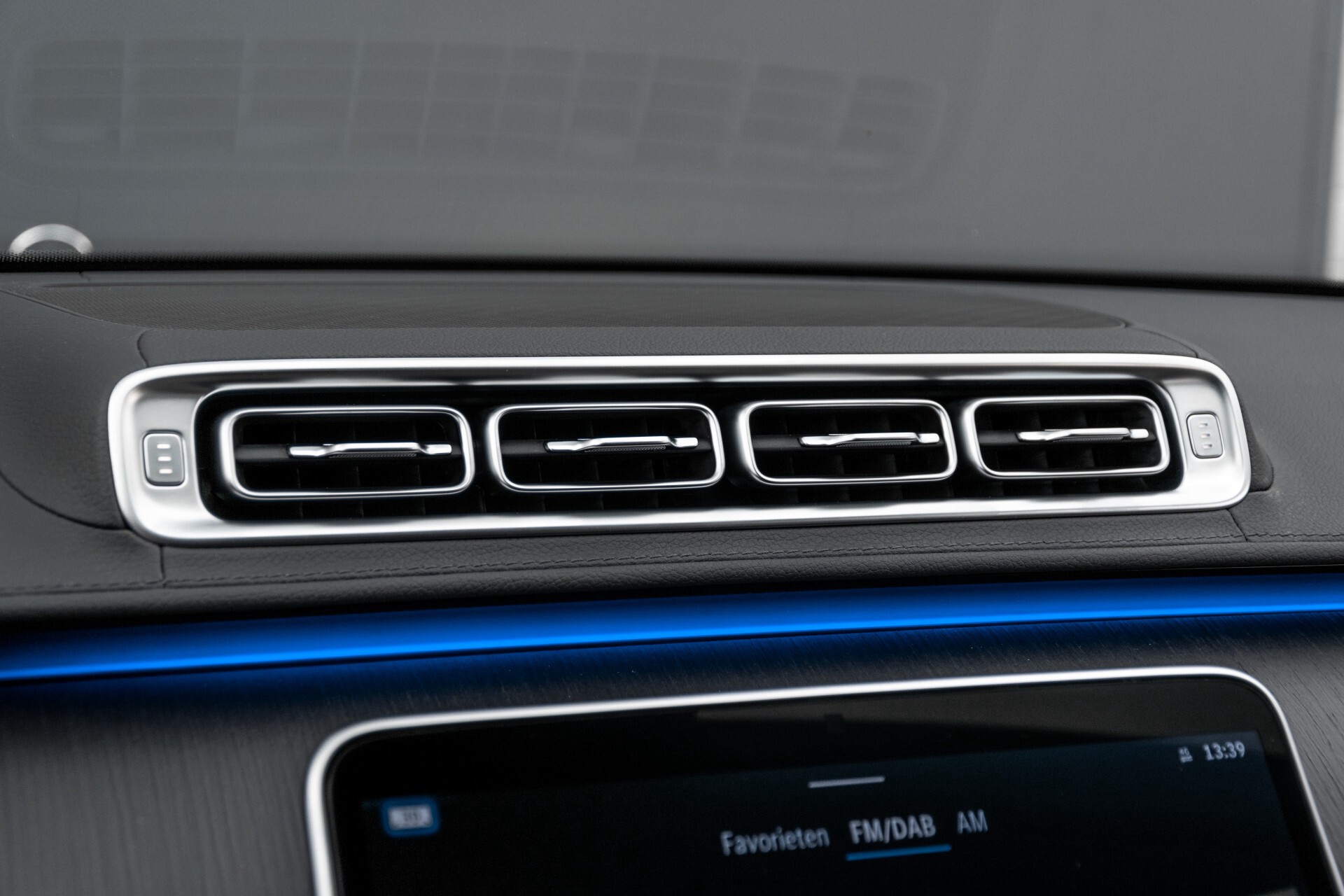 Mercedes-Benz S-Klasse 500 4-M Lang AMG Premium Plus Macchiatobeige Aut9 Foto 46