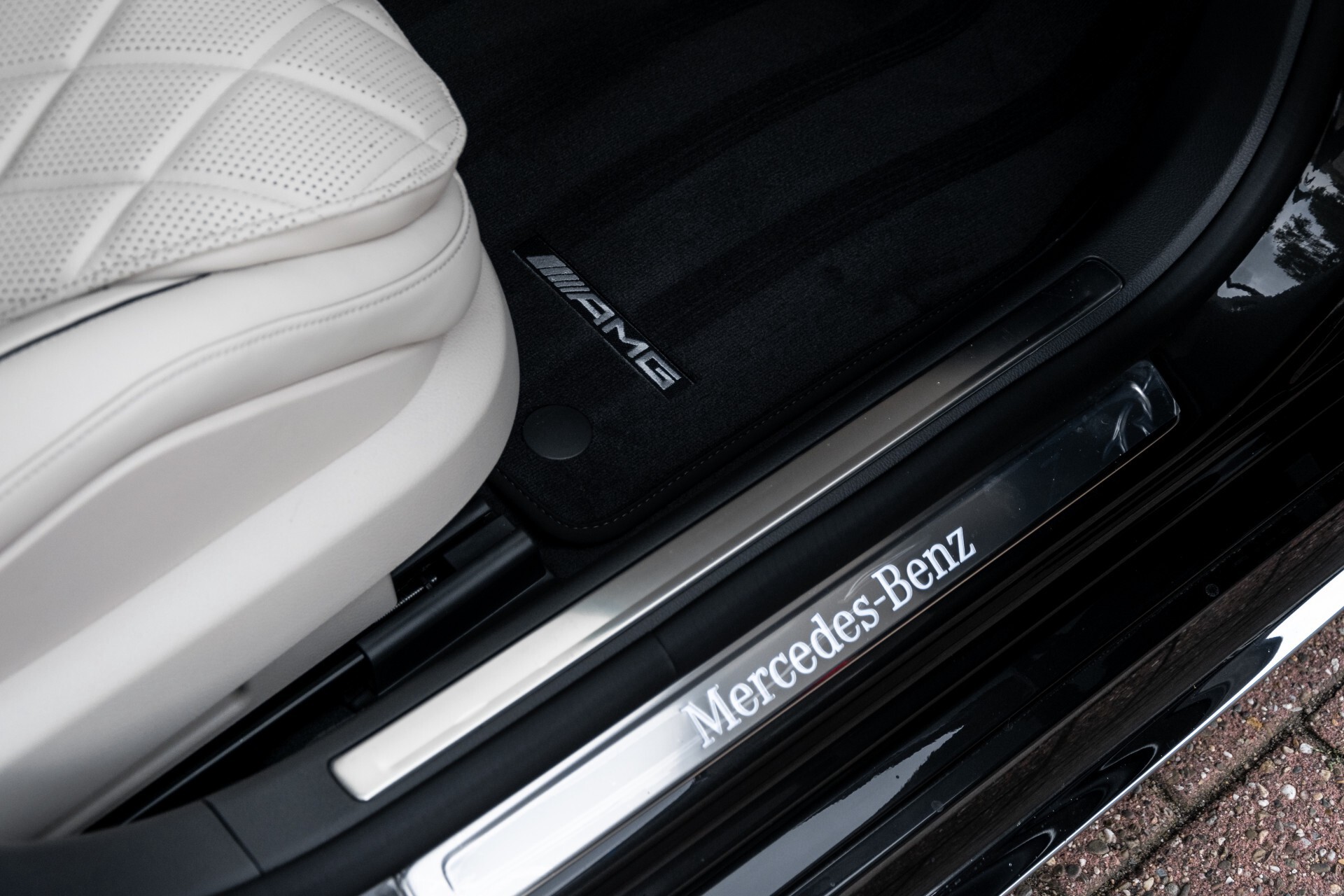 Mercedes-Benz S-Klasse 500 4-M Lang AMG Premium Plus Macchiatobeige Aut9 Foto 54