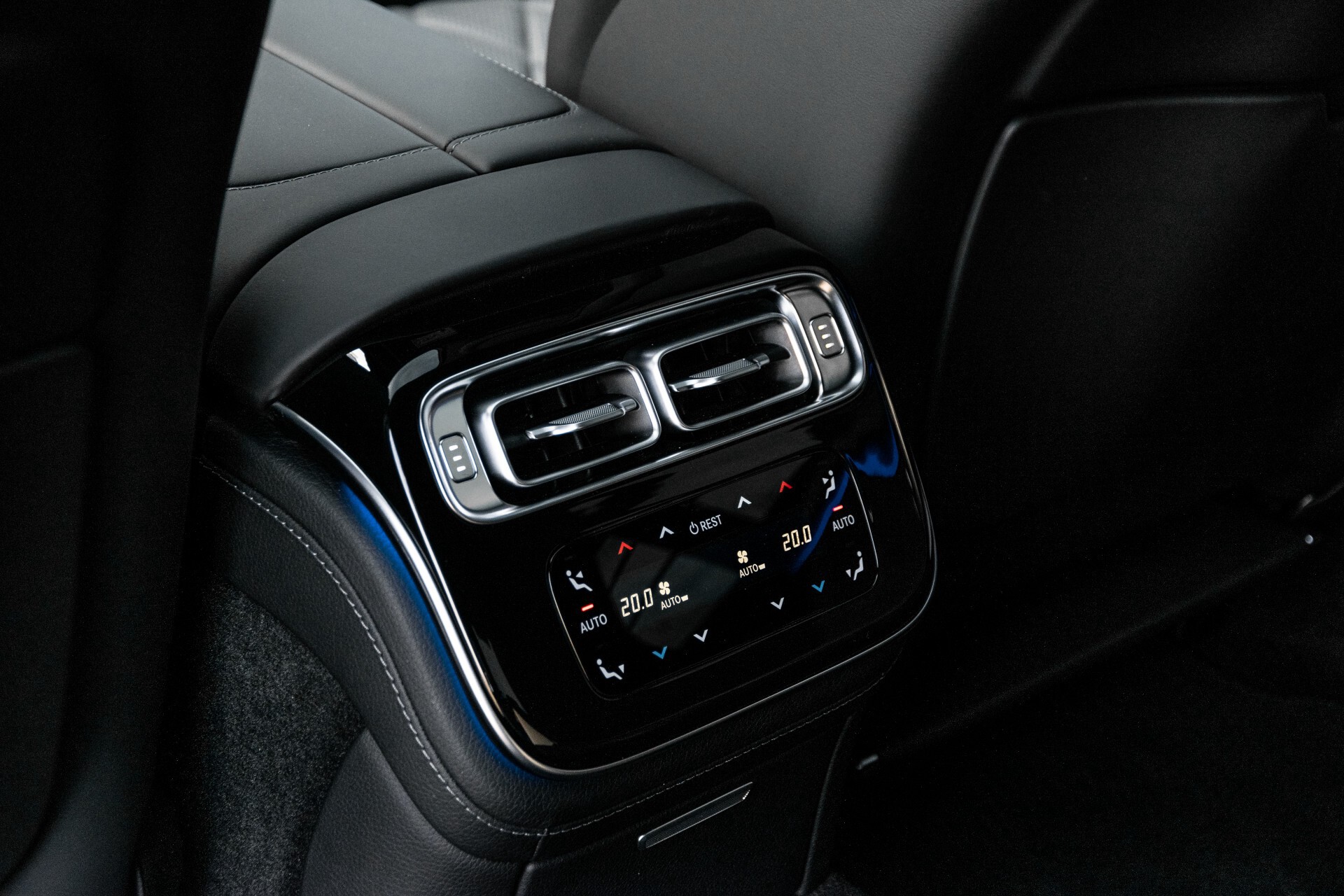 Mercedes-Benz S-Klasse 400d Lang 4-M AMG Premium Plus 21"/Massage/Head-Up/Digital Light/Ruitleder Aut9 Foto 60