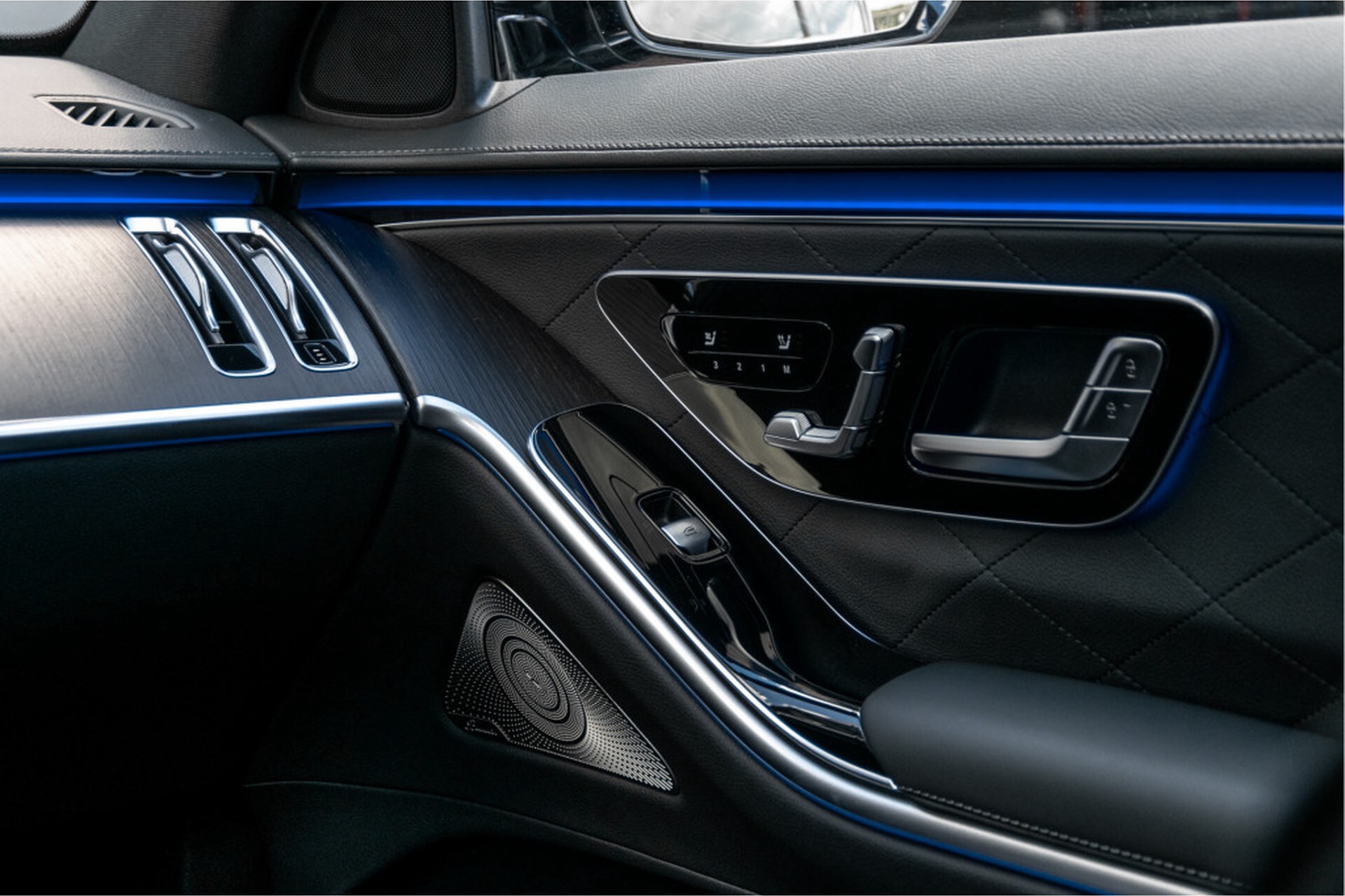 Mercedes-Benz S-Klasse 400d Lang 4-M AMG Premium Plus 21" | Massage | Head-Up | Digital Light | Ruitleder Aut9 Foto 38