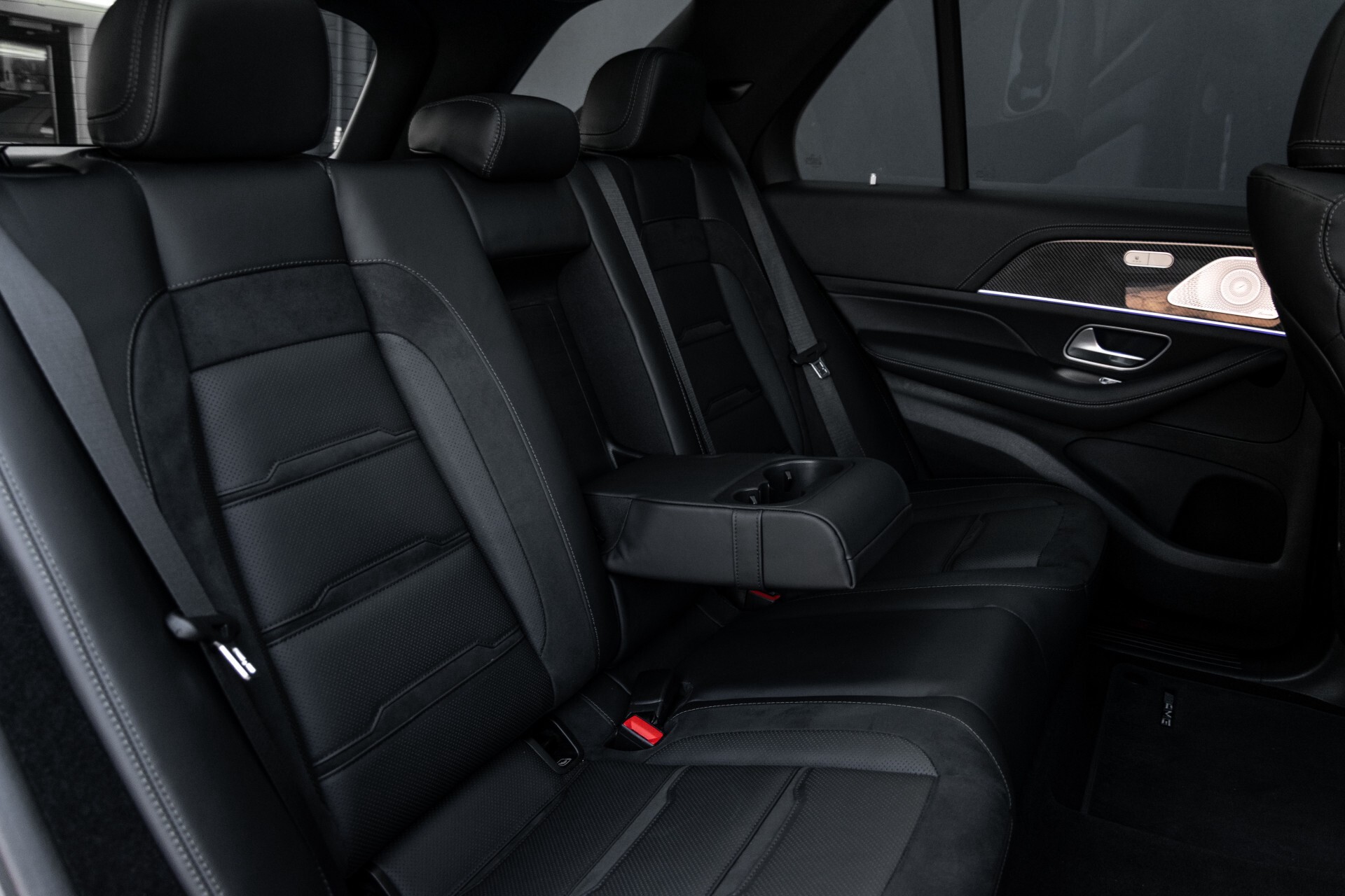 Mercedes-Benz GLE 53 AMG 4-Matic+ Carbon/Ride Control/22"/HUD/Night/Adaptive cruise/Performance uitlaat Aut9 Foto 5