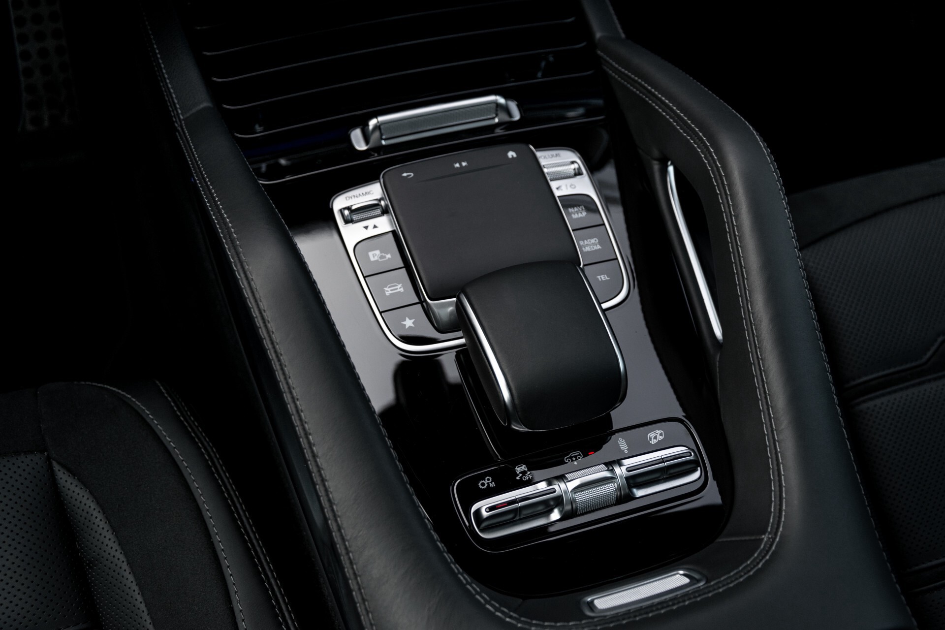 Mercedes-Benz GLE 53 AMG 4-Matic+ Carbon/Ride Control/22"/HUD/Night/Adaptive cruise/Performance uitlaat Aut9 Foto 67